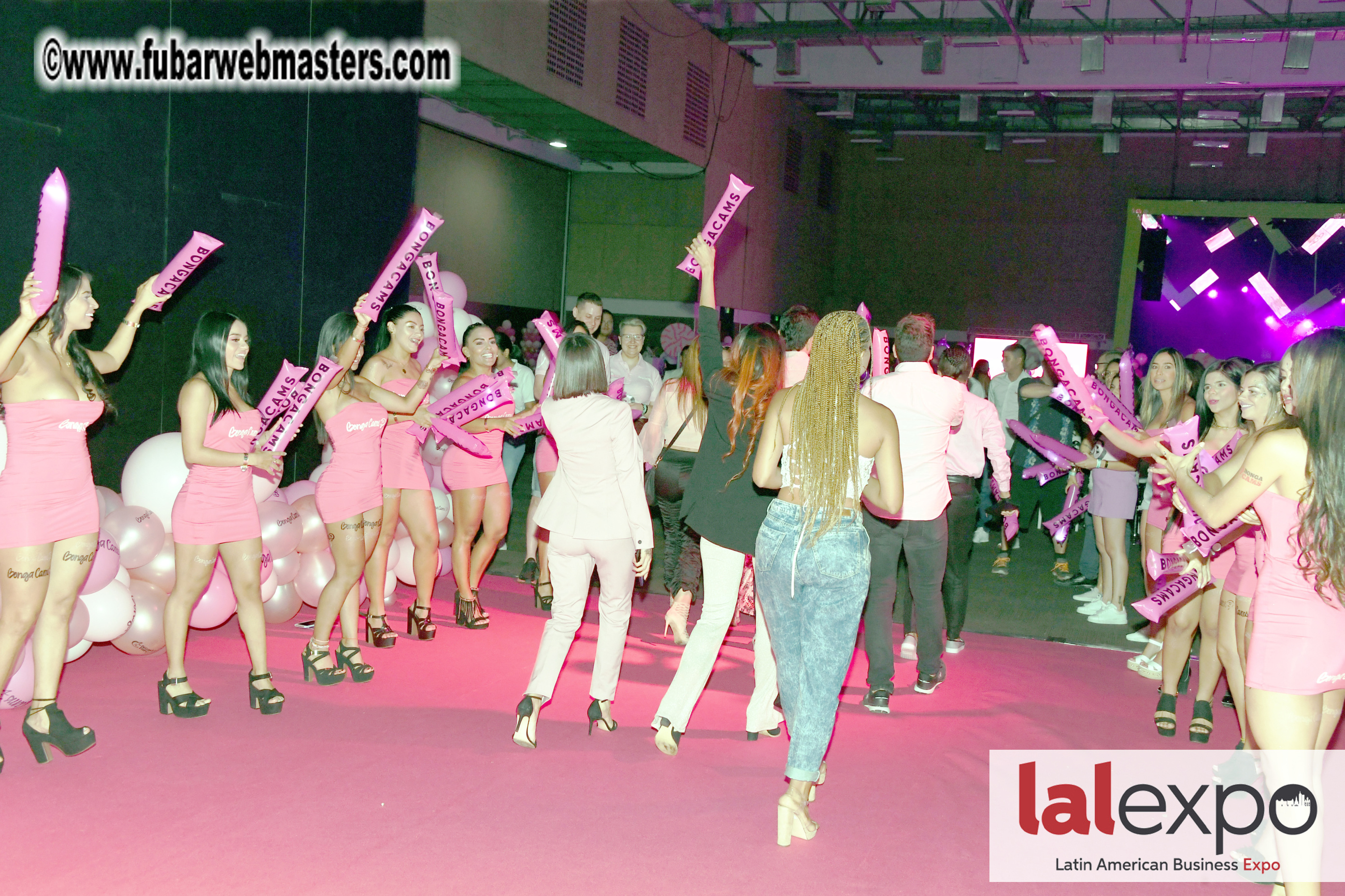 Bongacams Pink Paradise Party