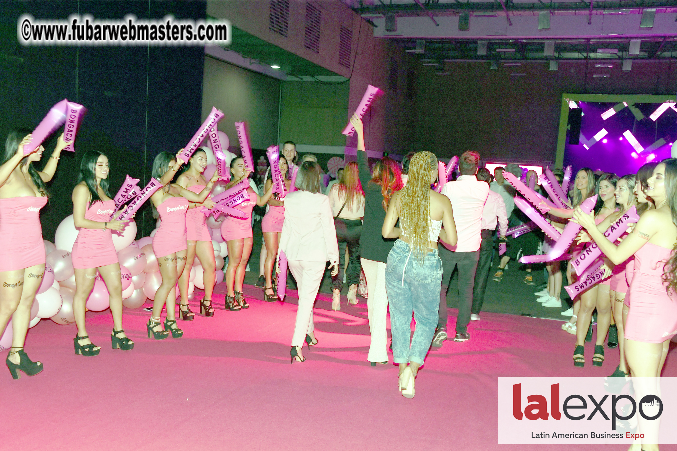 Bongacams Pink Paradise Party