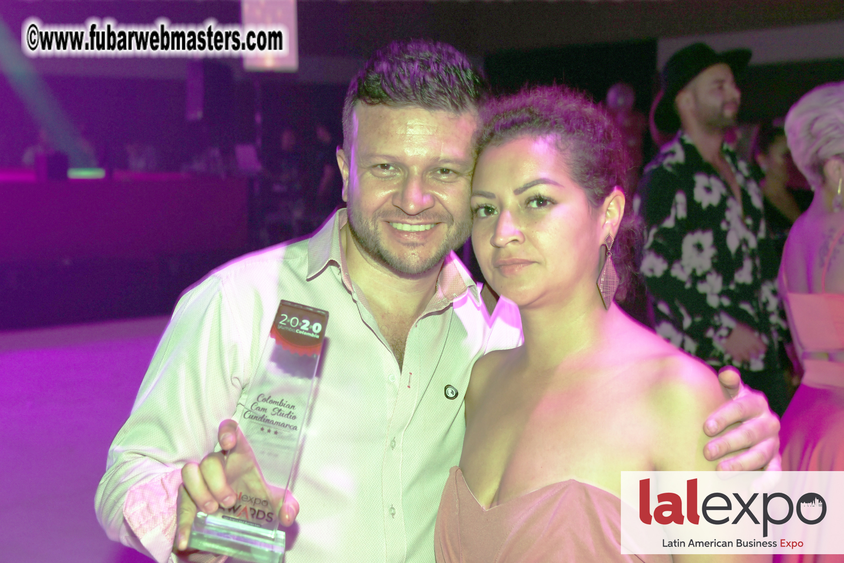 Bongacams Pink Paradise Party