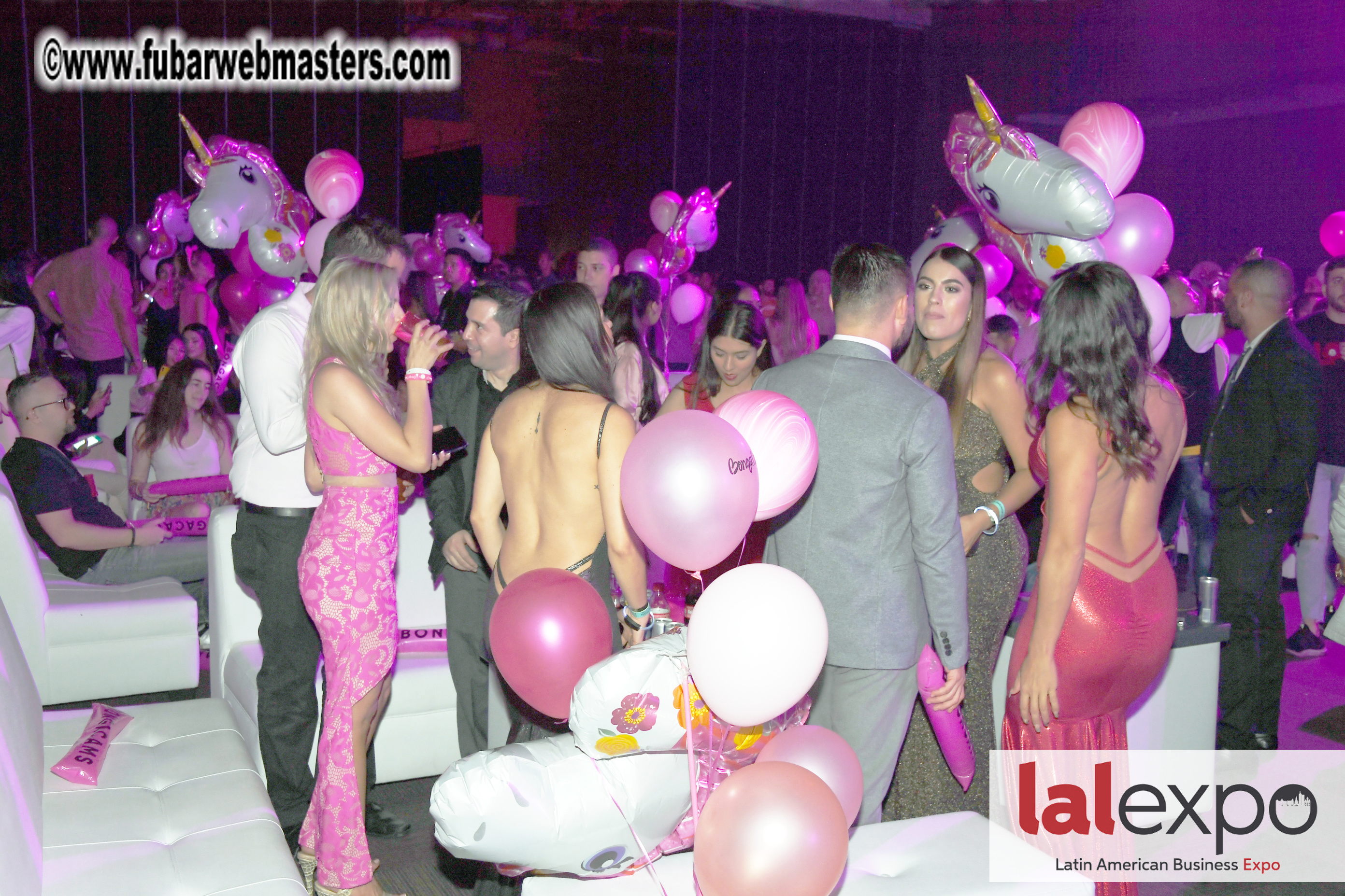 Bongacams Pink Paradise Party