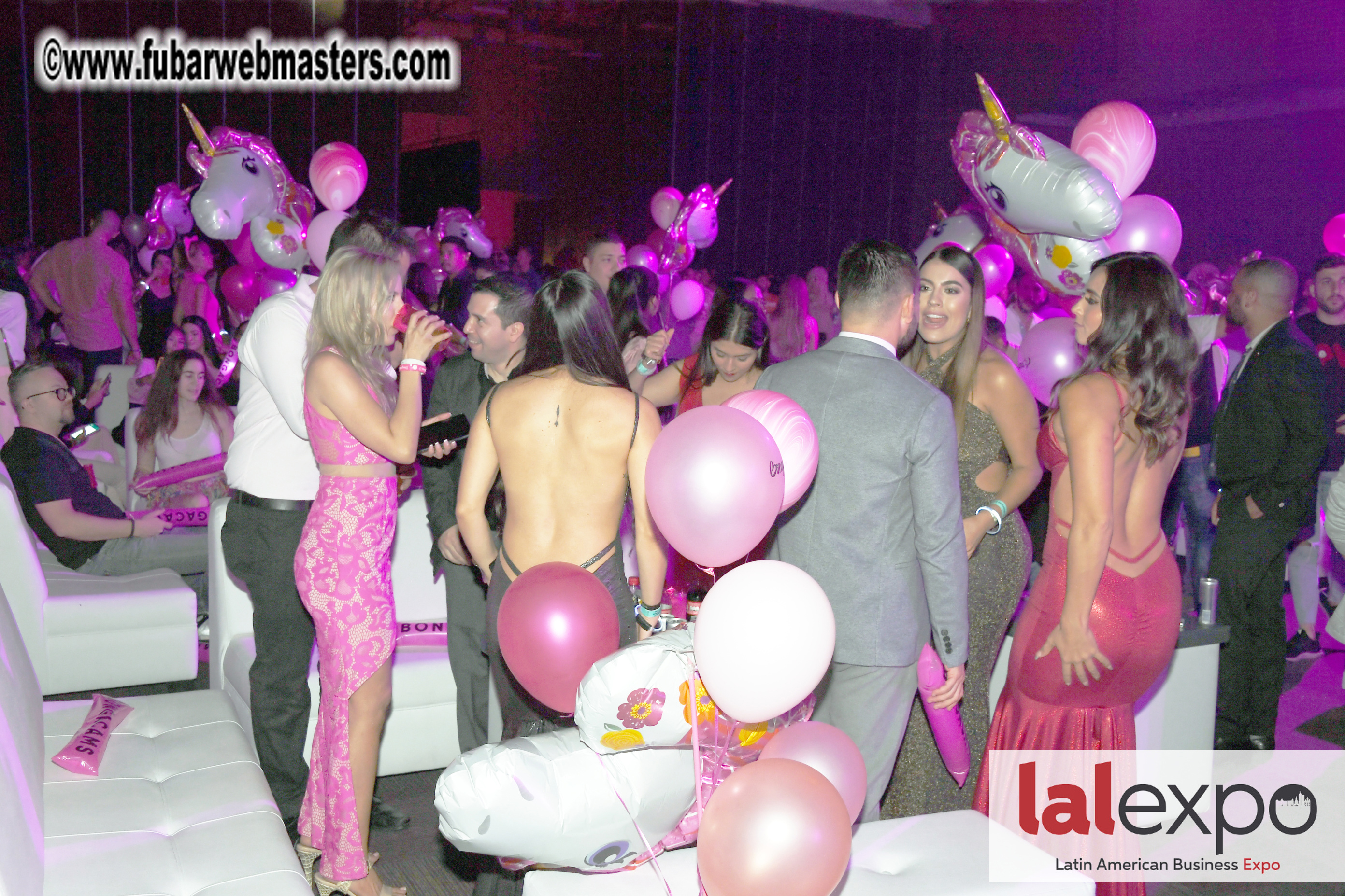 Bongacams Pink Paradise Party
