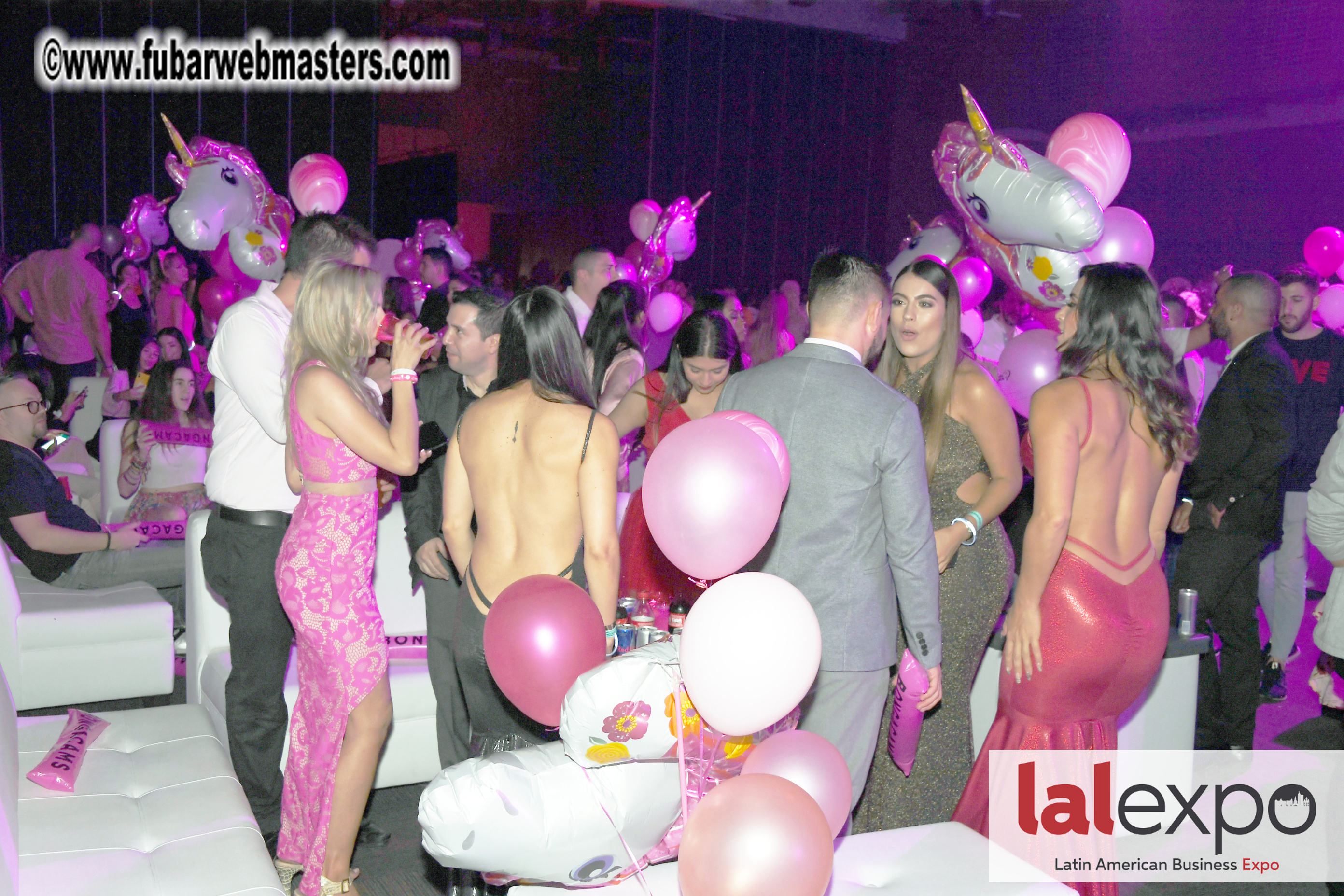 Bongacams Pink Paradise Party