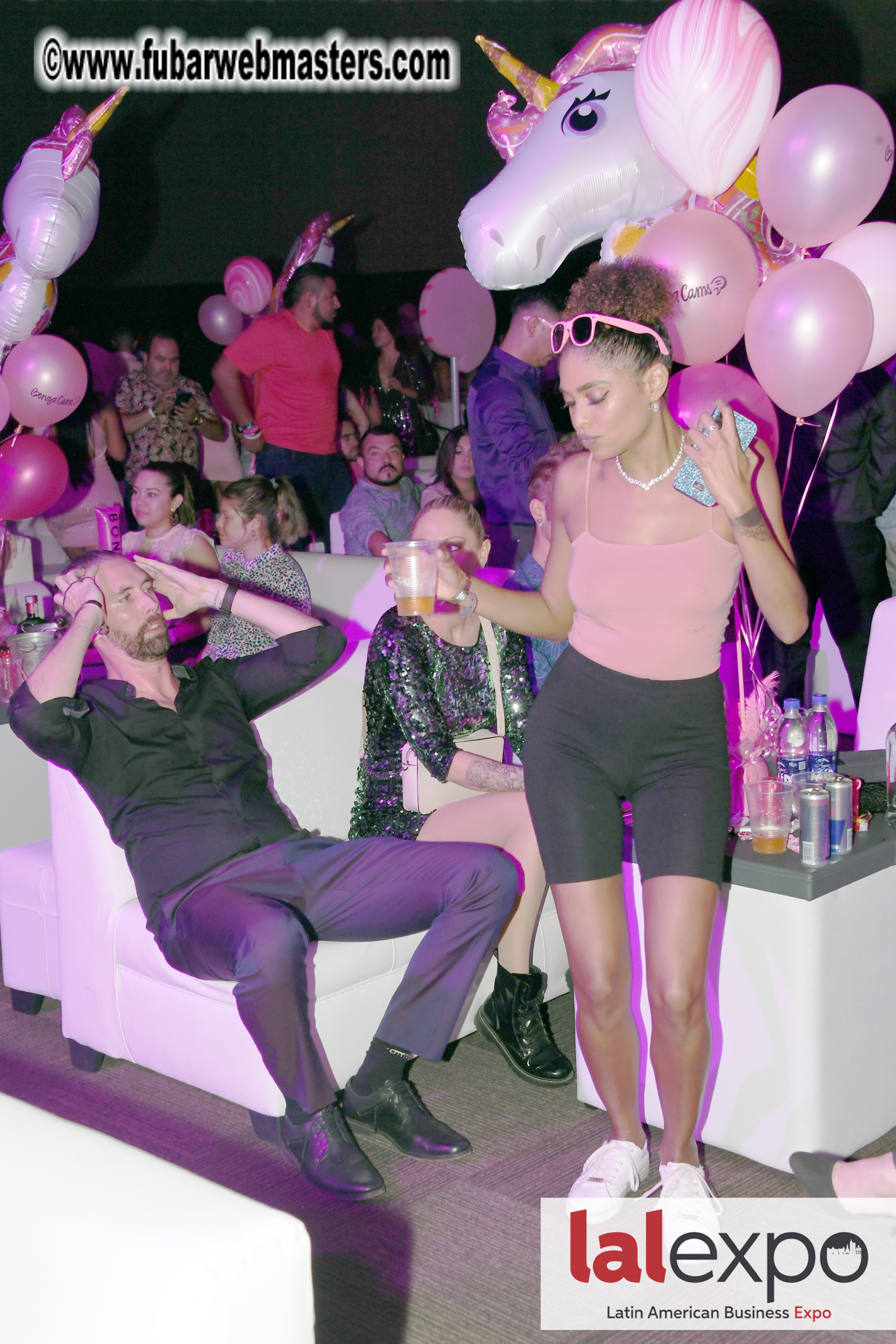 Bongacams Pink Paradise Party