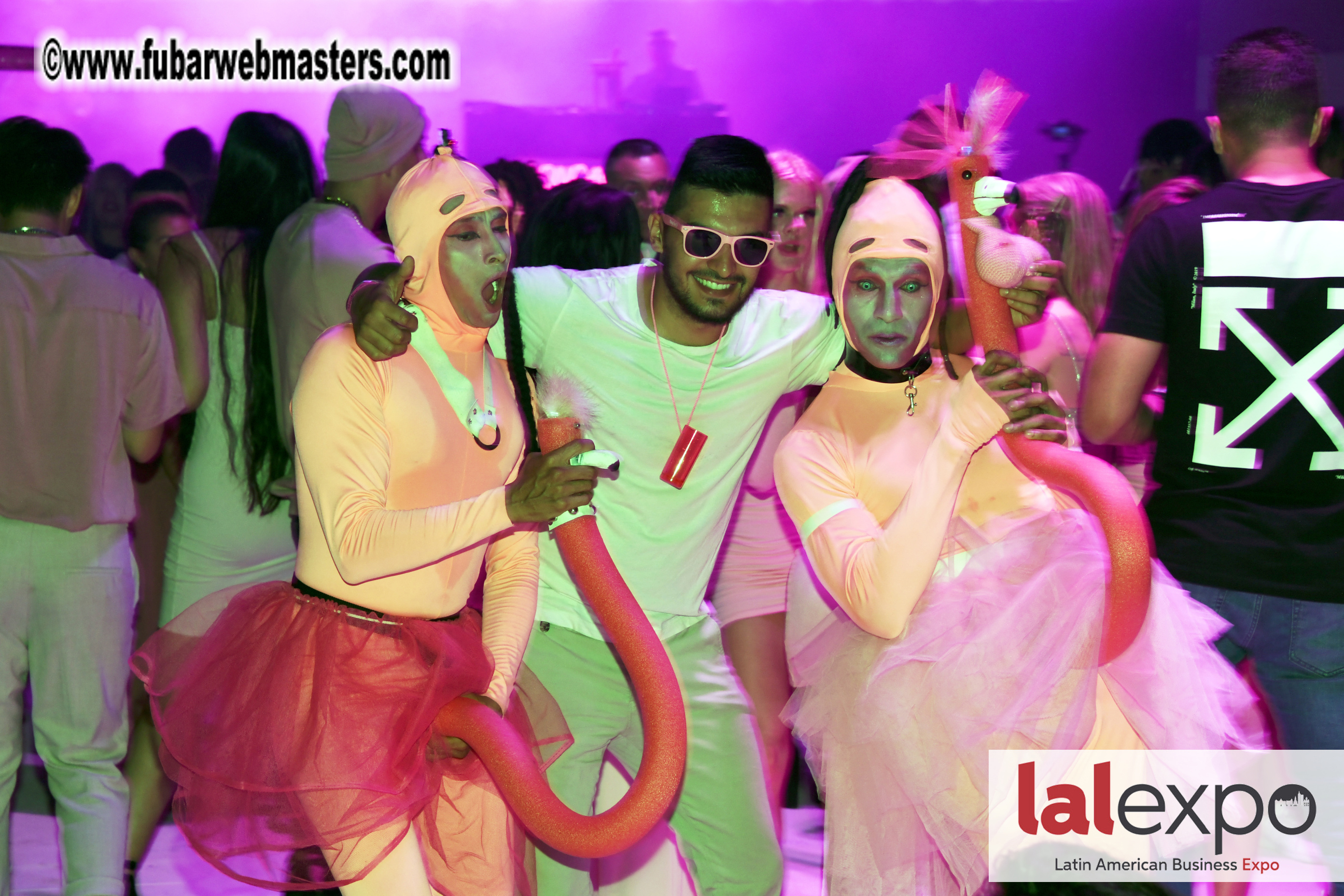 Bongacams Pink Paradise Party