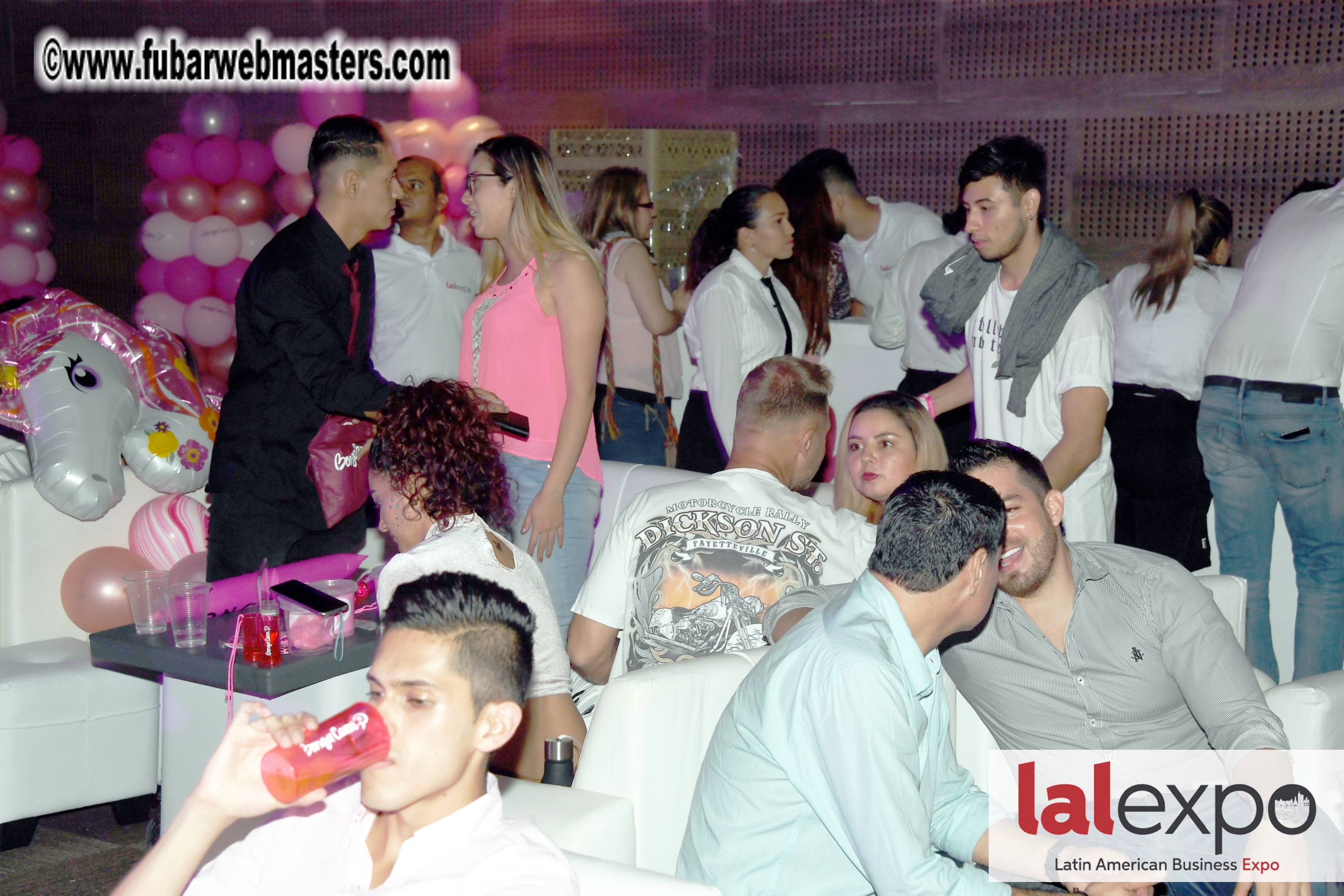 Bongacams Pink Paradise Party