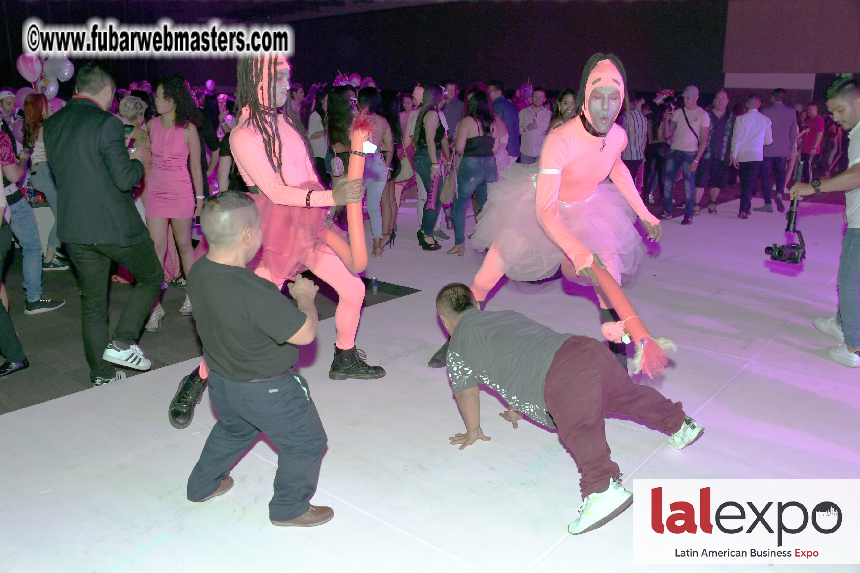 Bongacams Pink Paradise Party