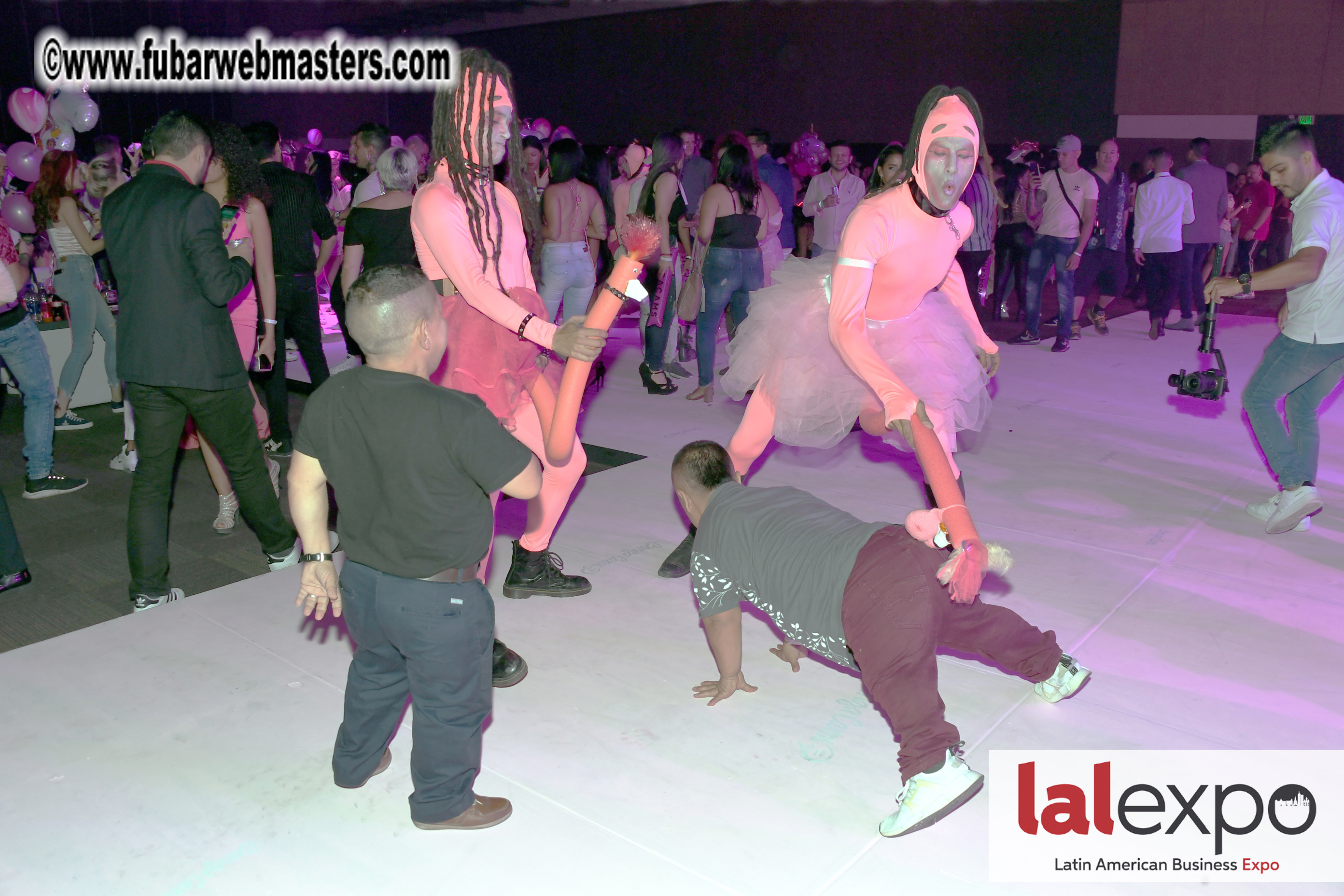 Bongacams Pink Paradise Party