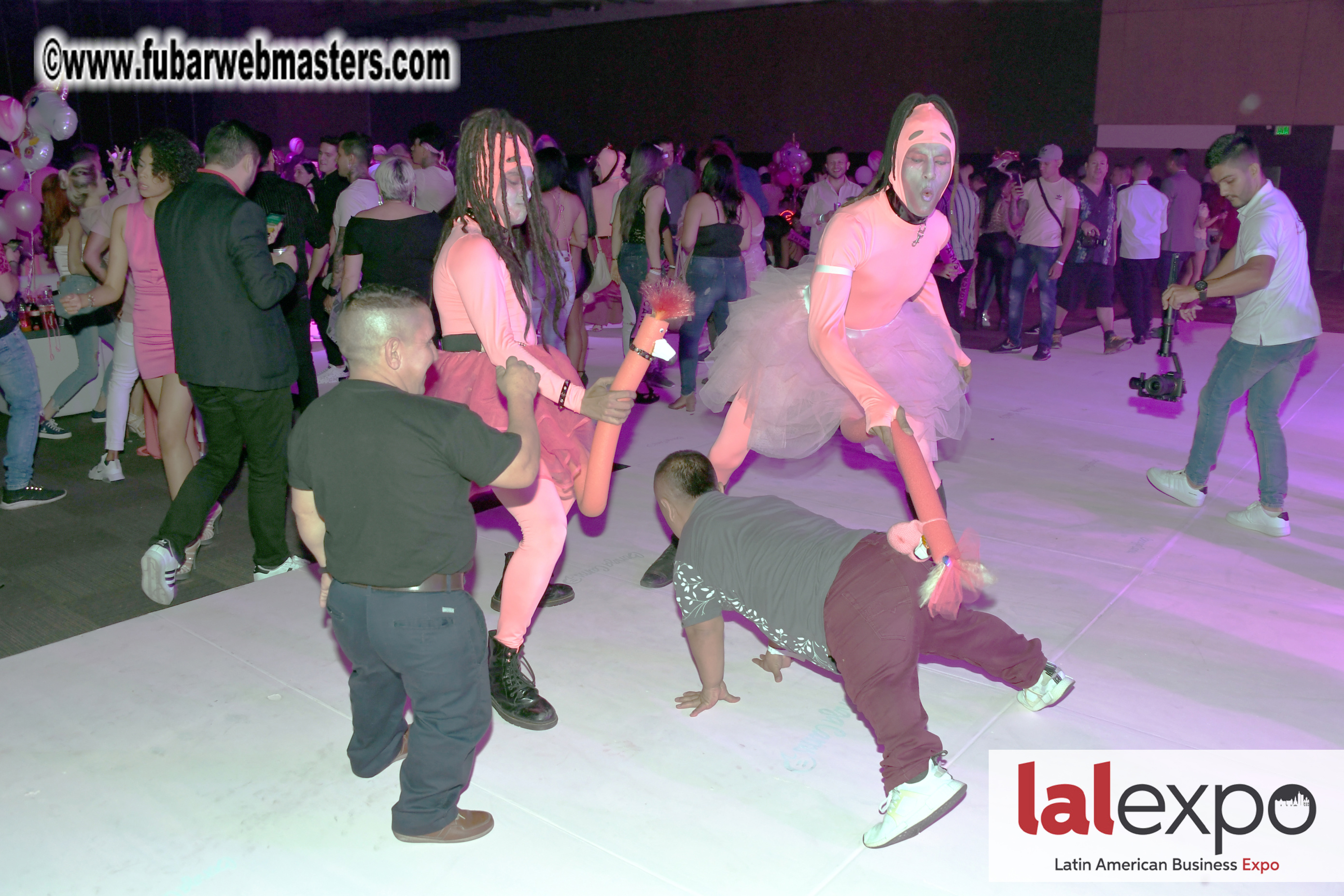 Bongacams Pink Paradise Party