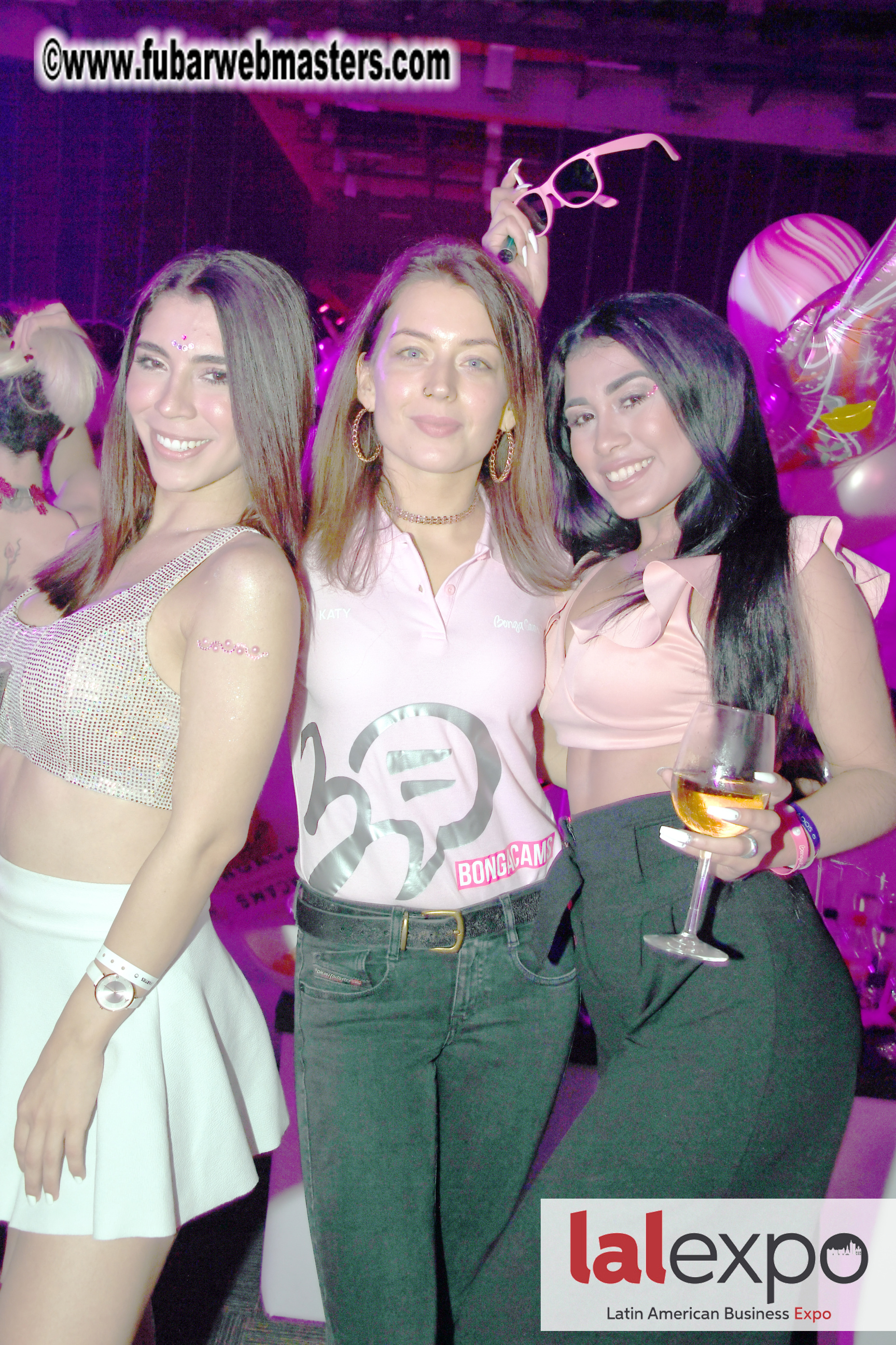 Bongacams Pink Paradise Party