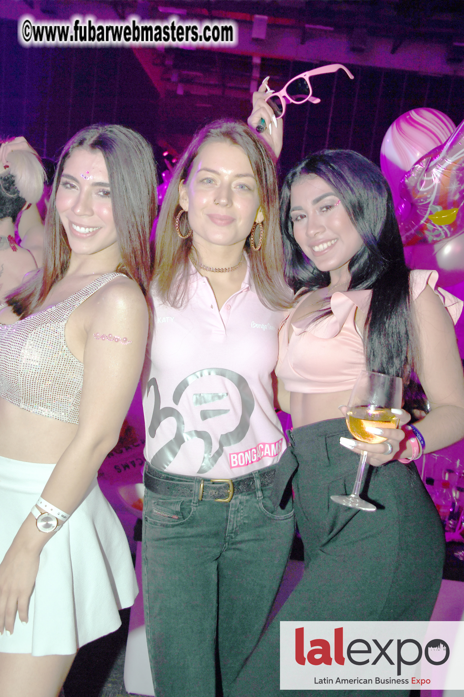 Bongacams Pink Paradise Party