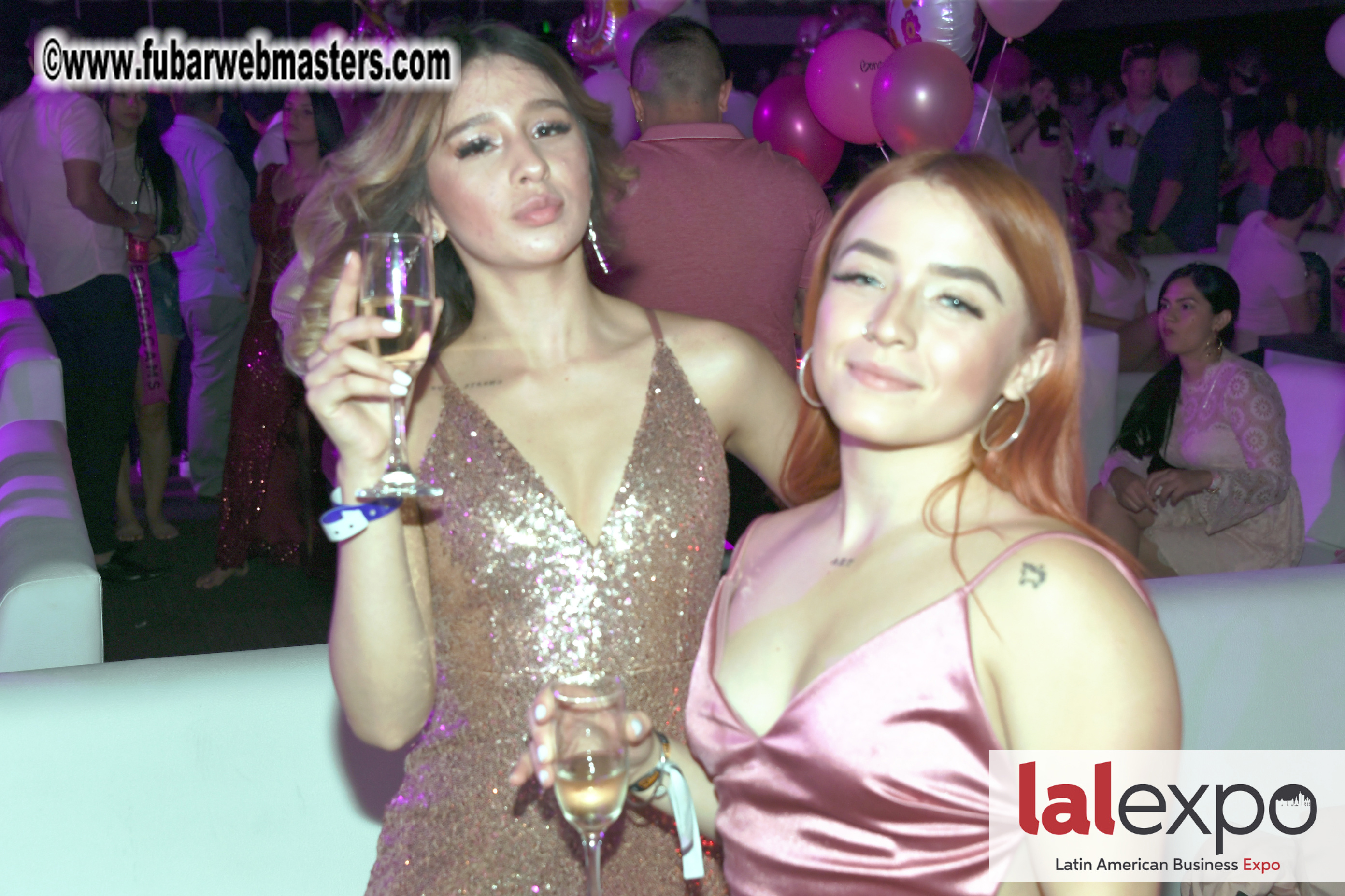 Bongacams Pink Paradise Party