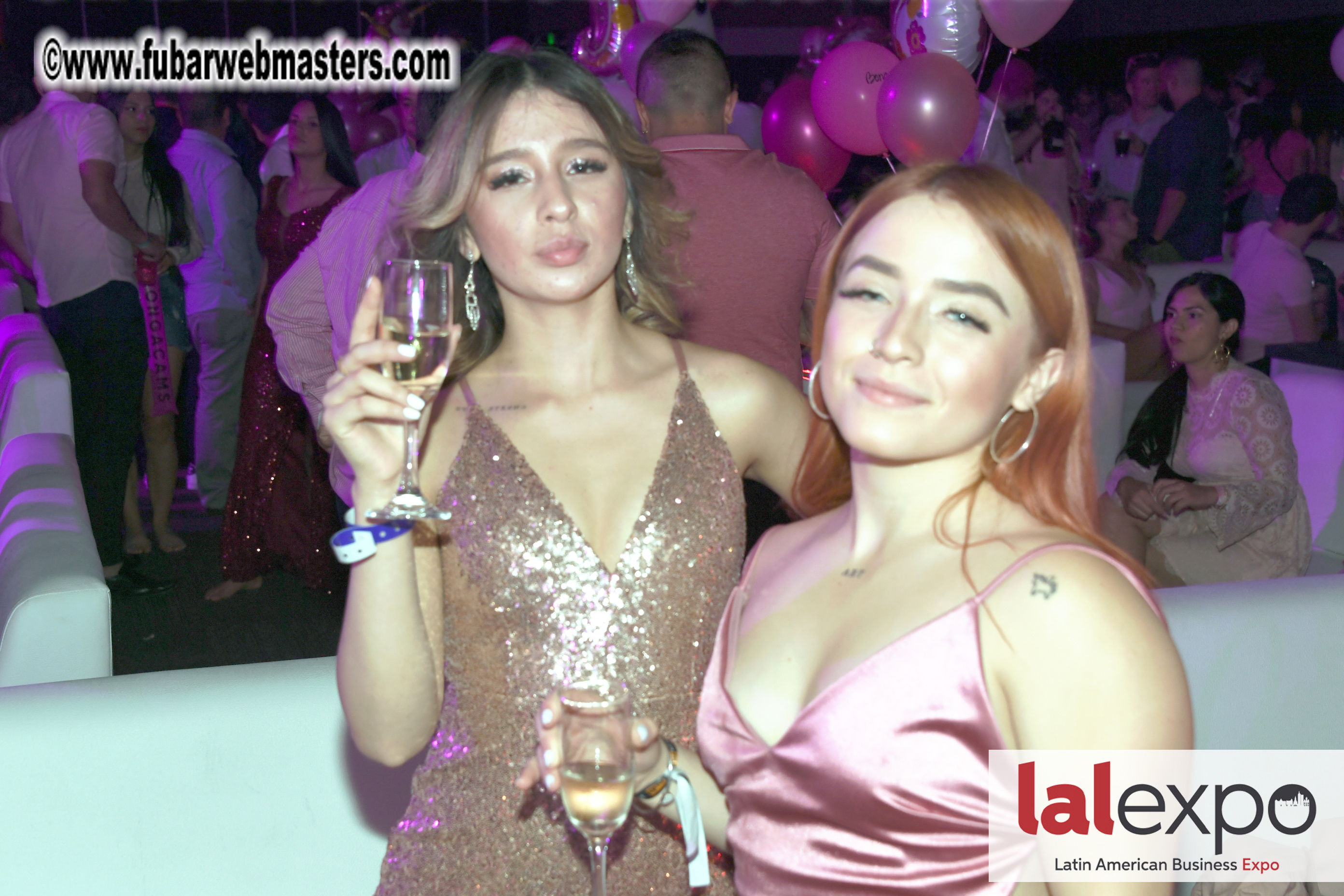 Bongacams Pink Paradise Party