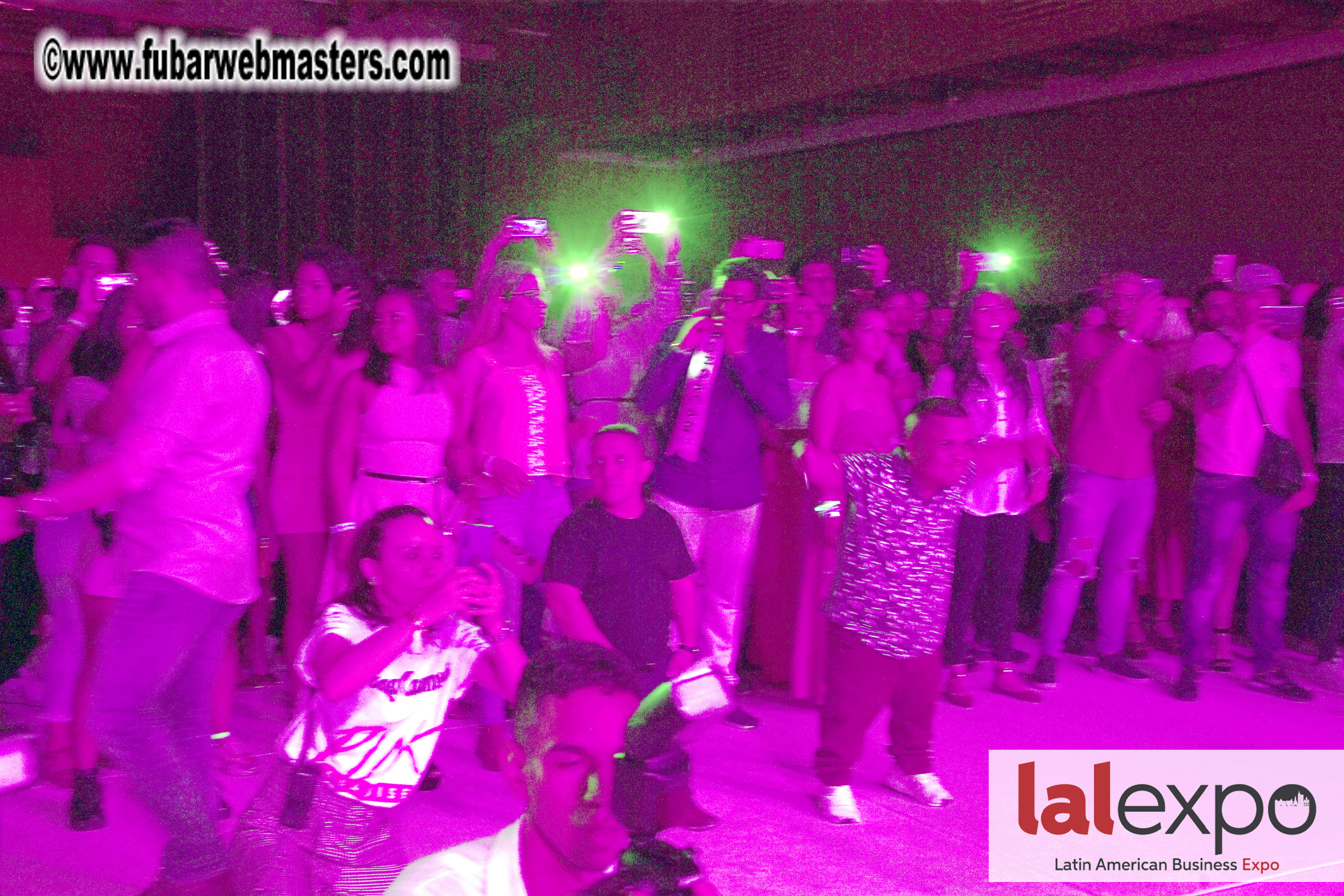 Bongacams Pink Paradise Party