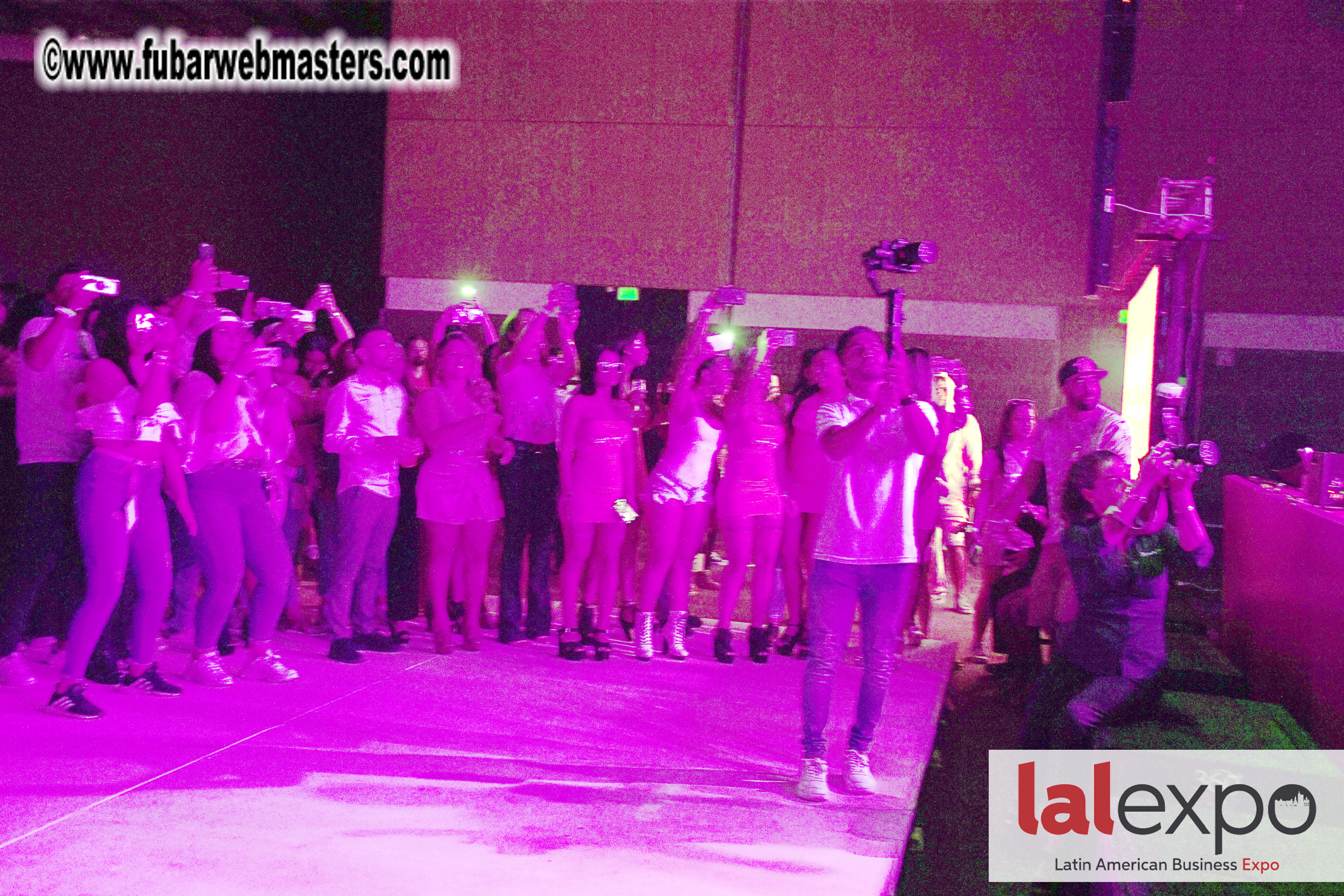 Bongacams Pink Paradise Party