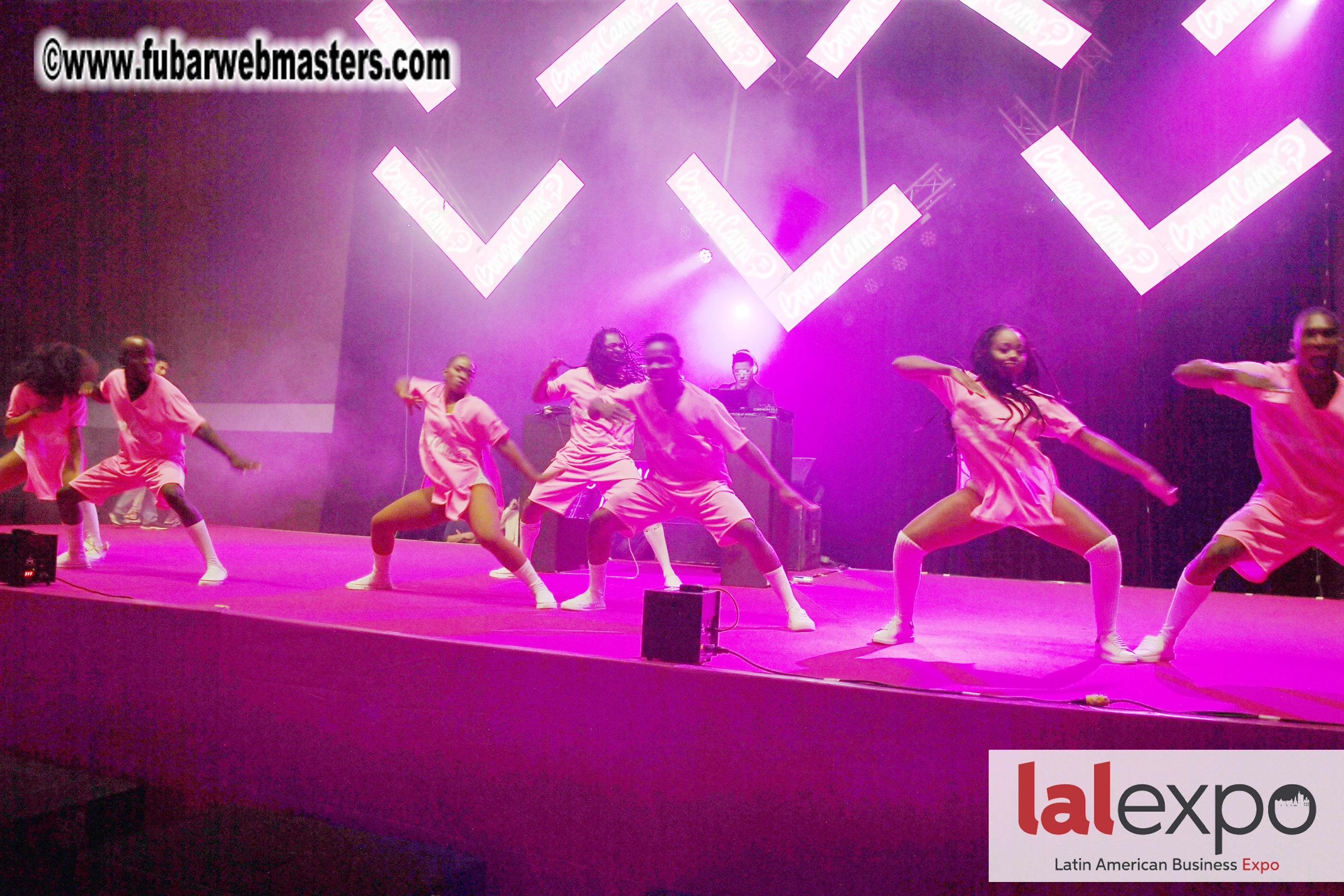 Bongacams Pink Paradise Party