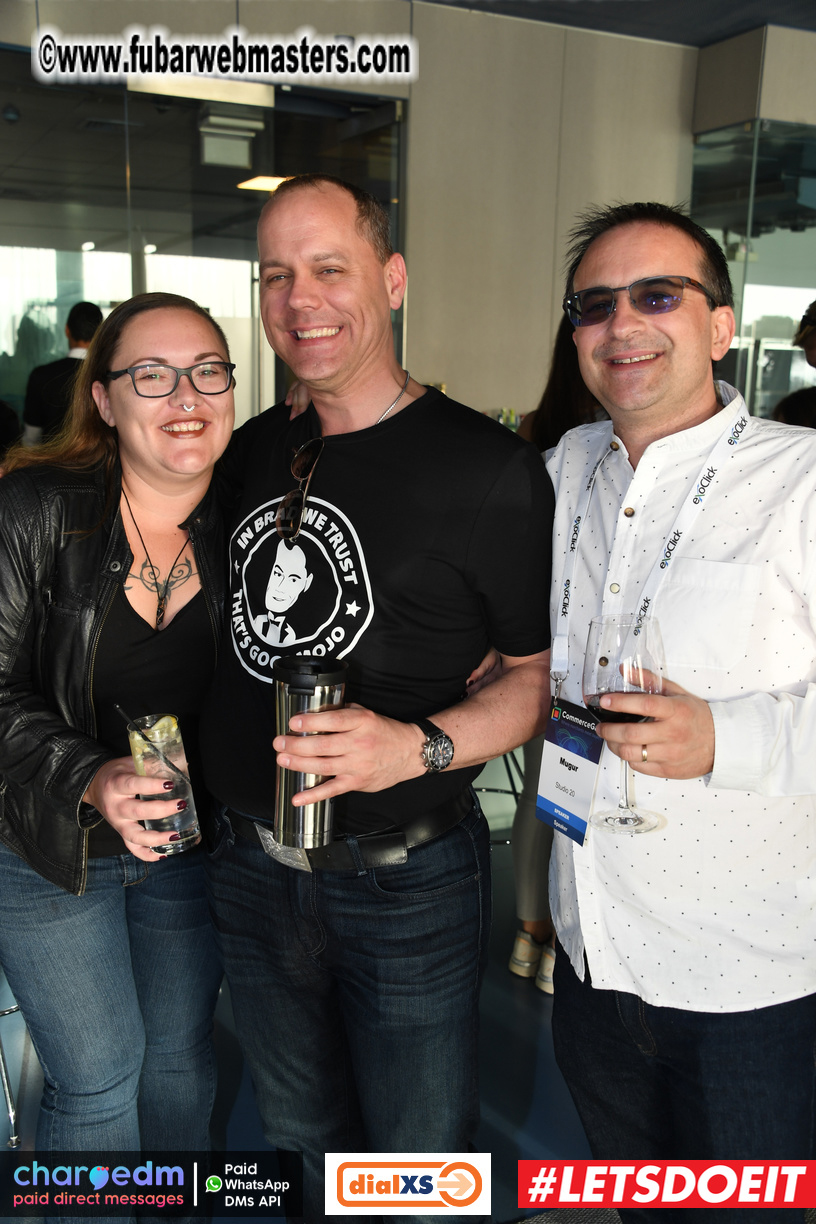 Pre-show MoJoHost Happy Hour