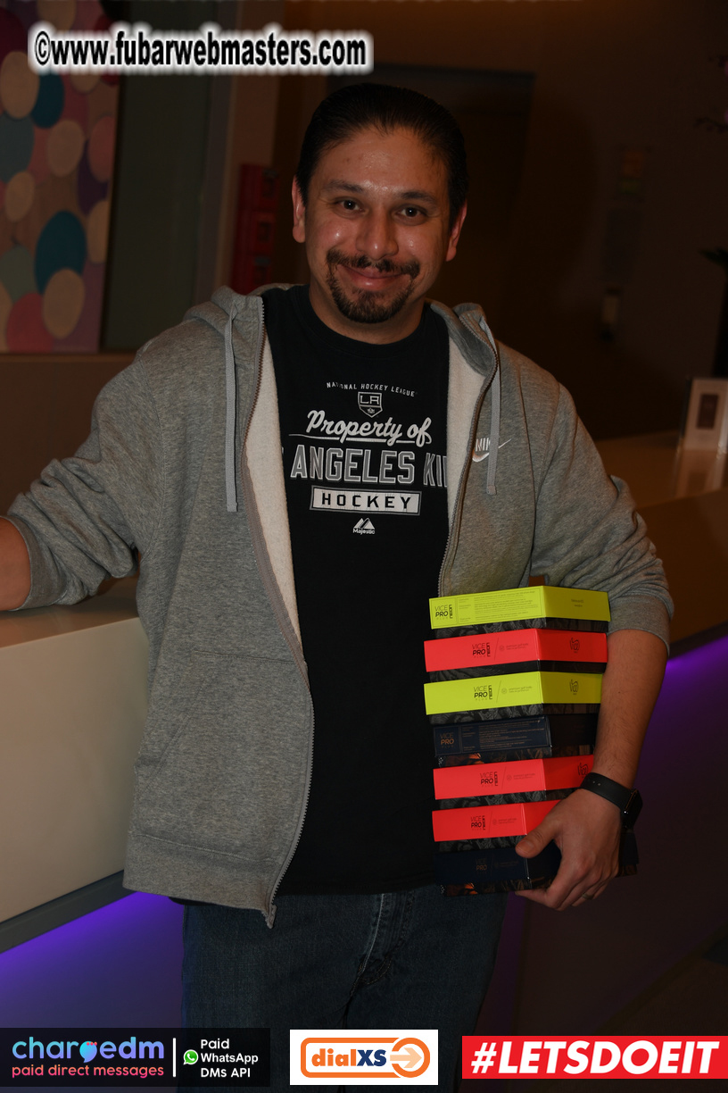 Pre-show MoJoHost Happy Hour