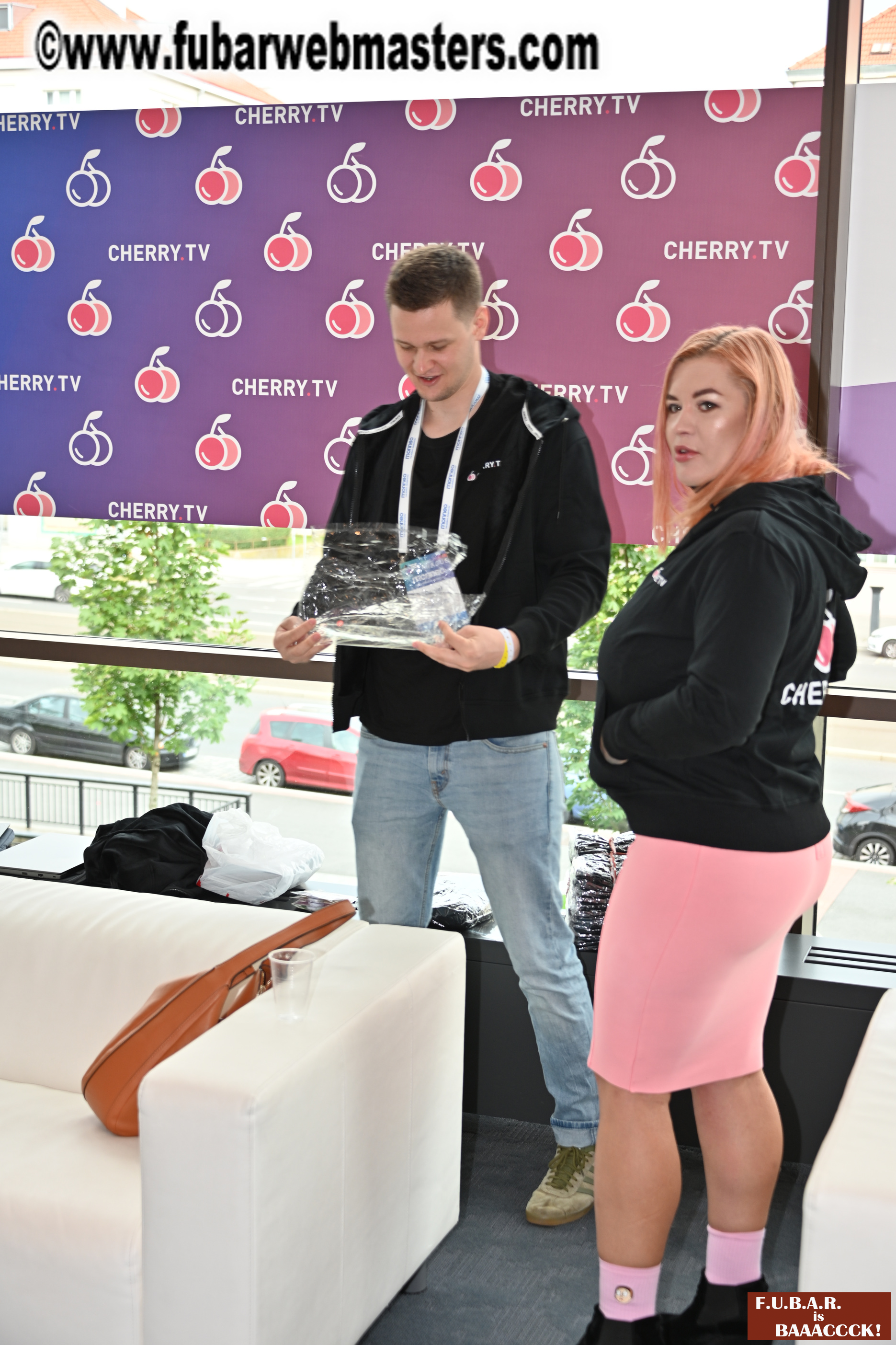 Show Floor & Seminars