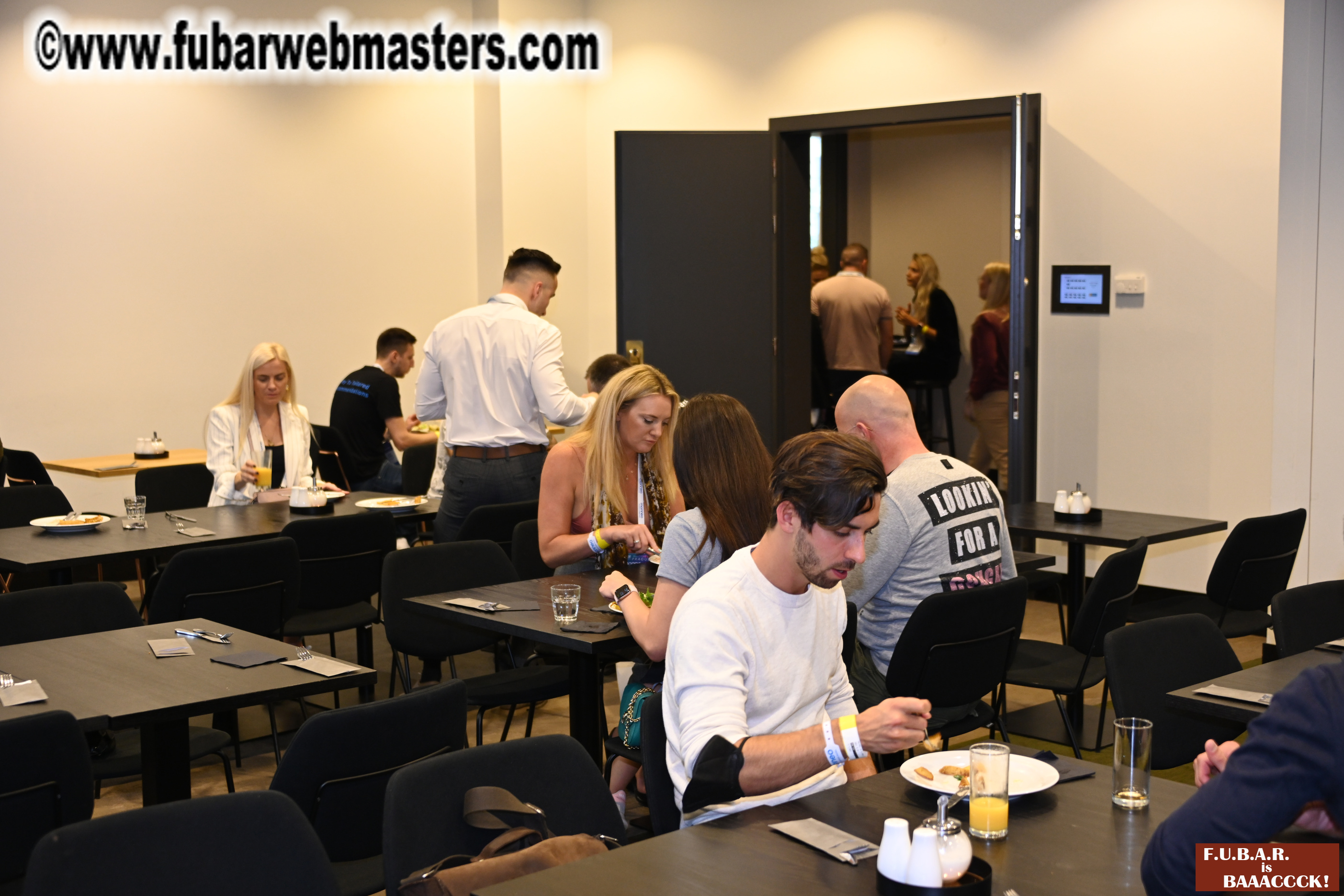 Show Floor & Seminars