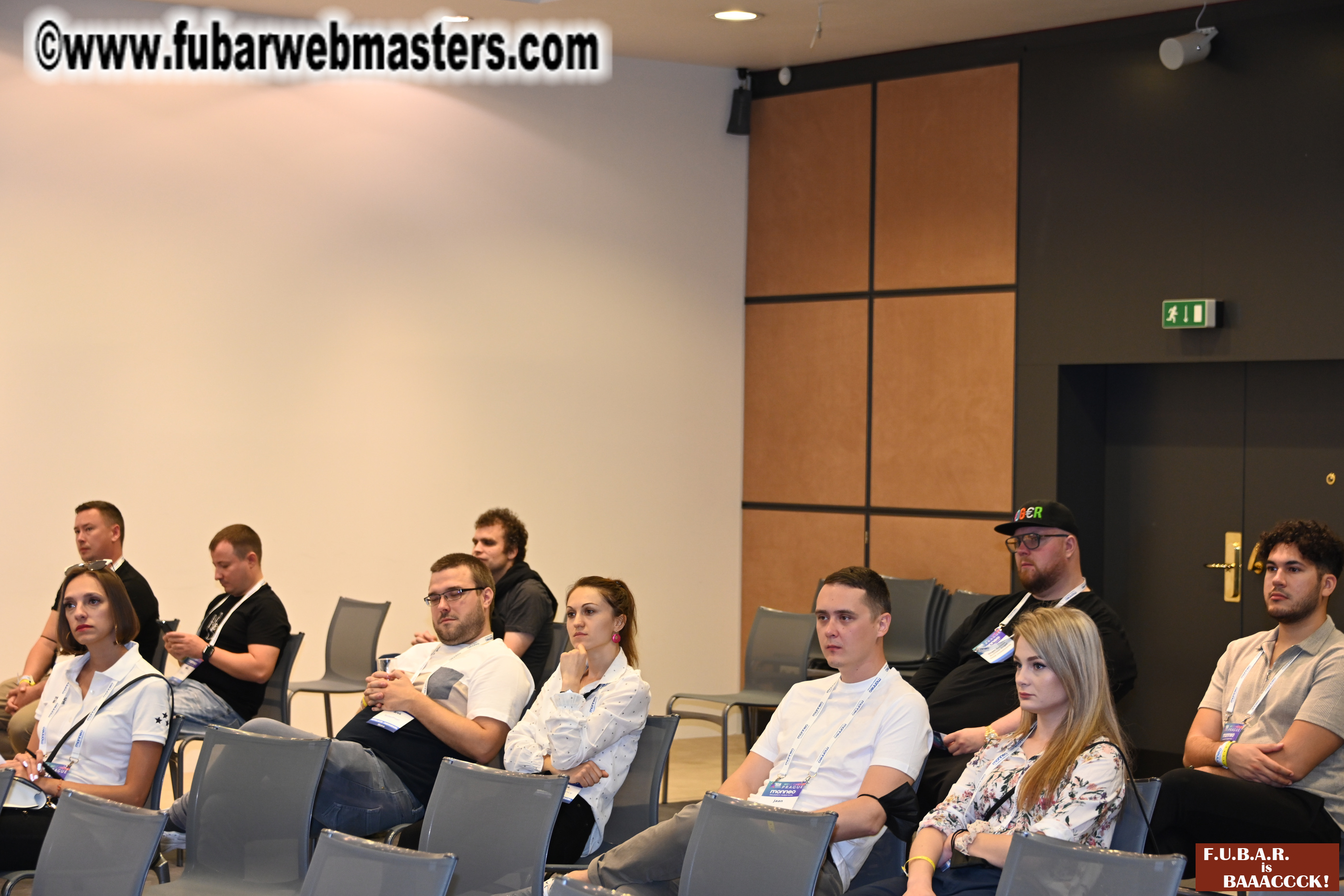 Show Floor & Seminars