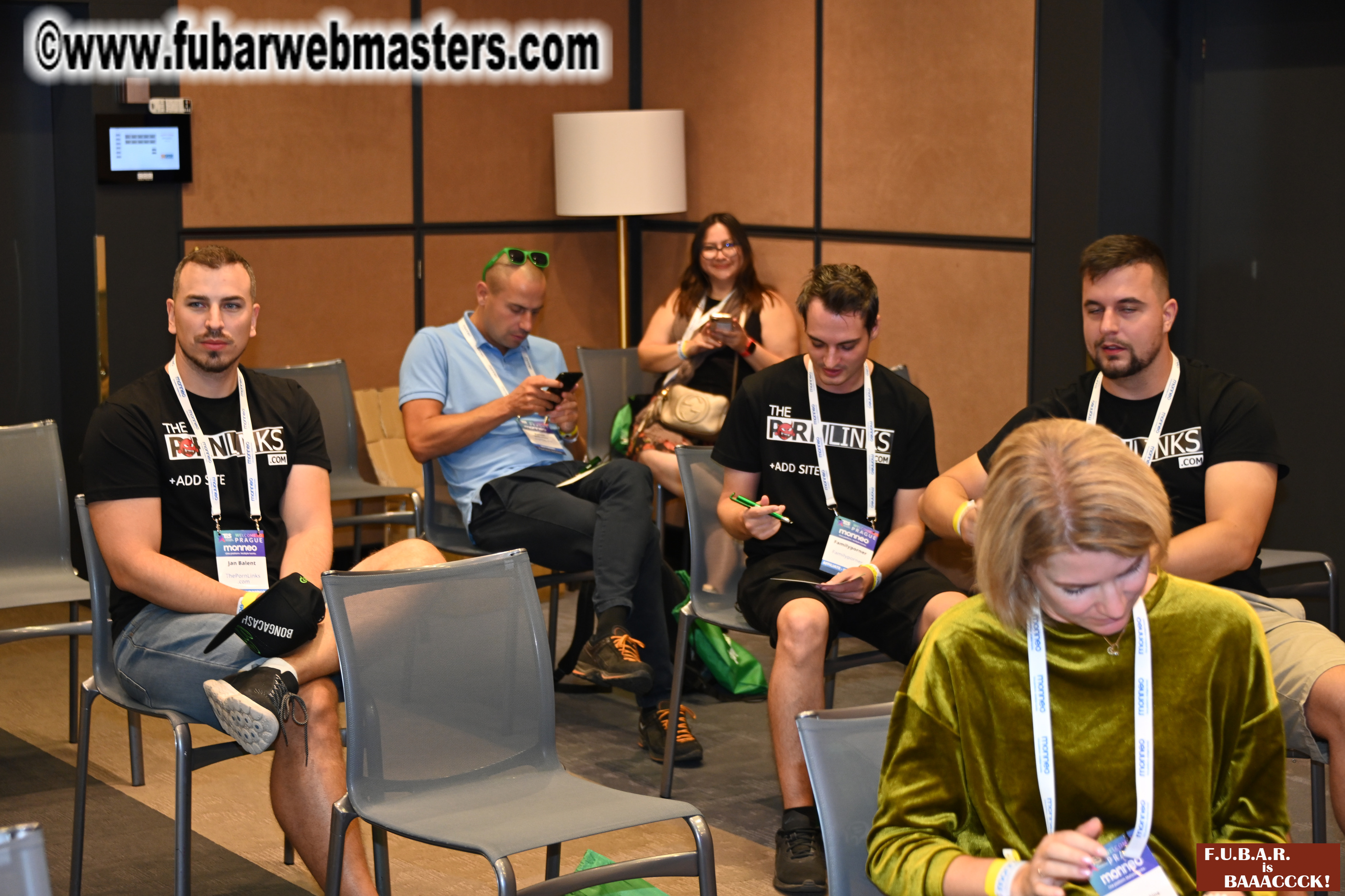 Show Floor & Seminars