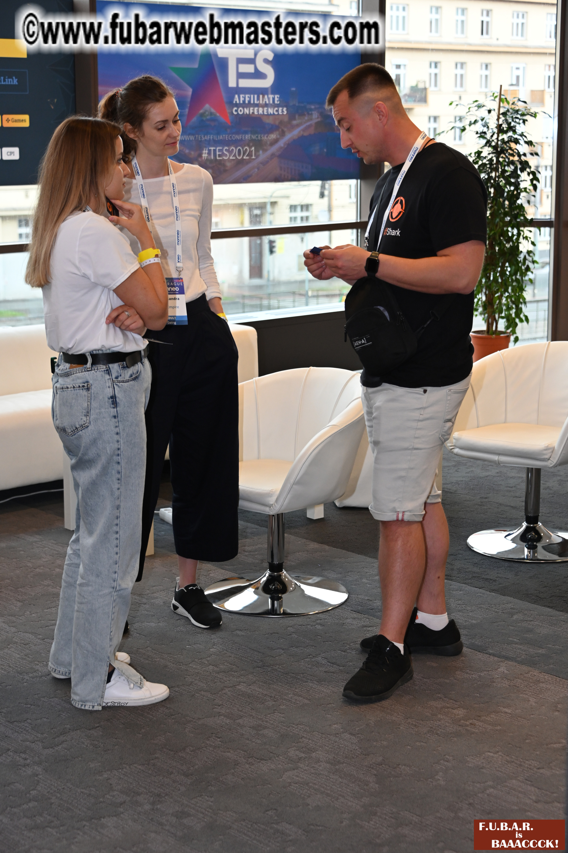 Show Floor & Seminars