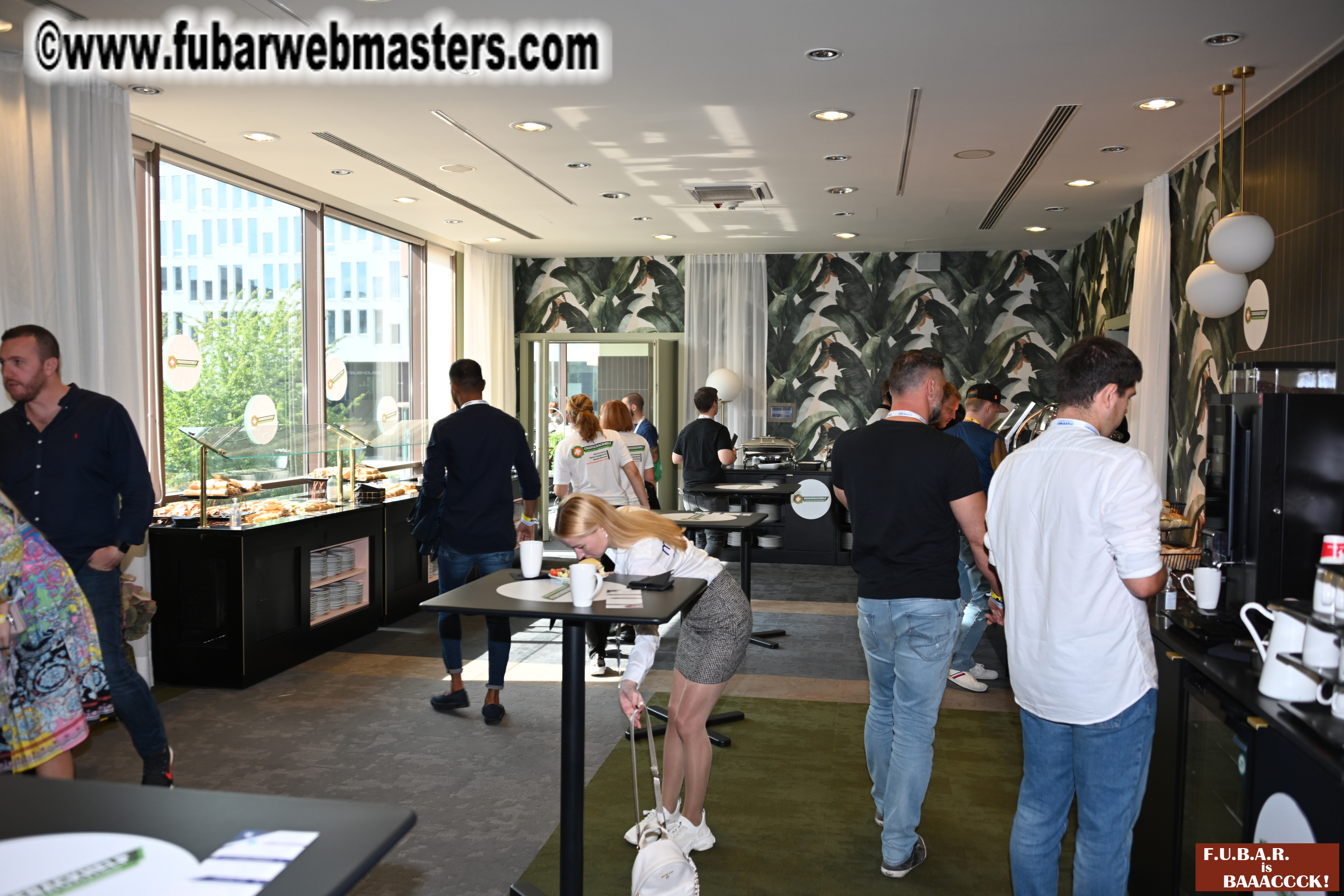 Show Floor & Seminars