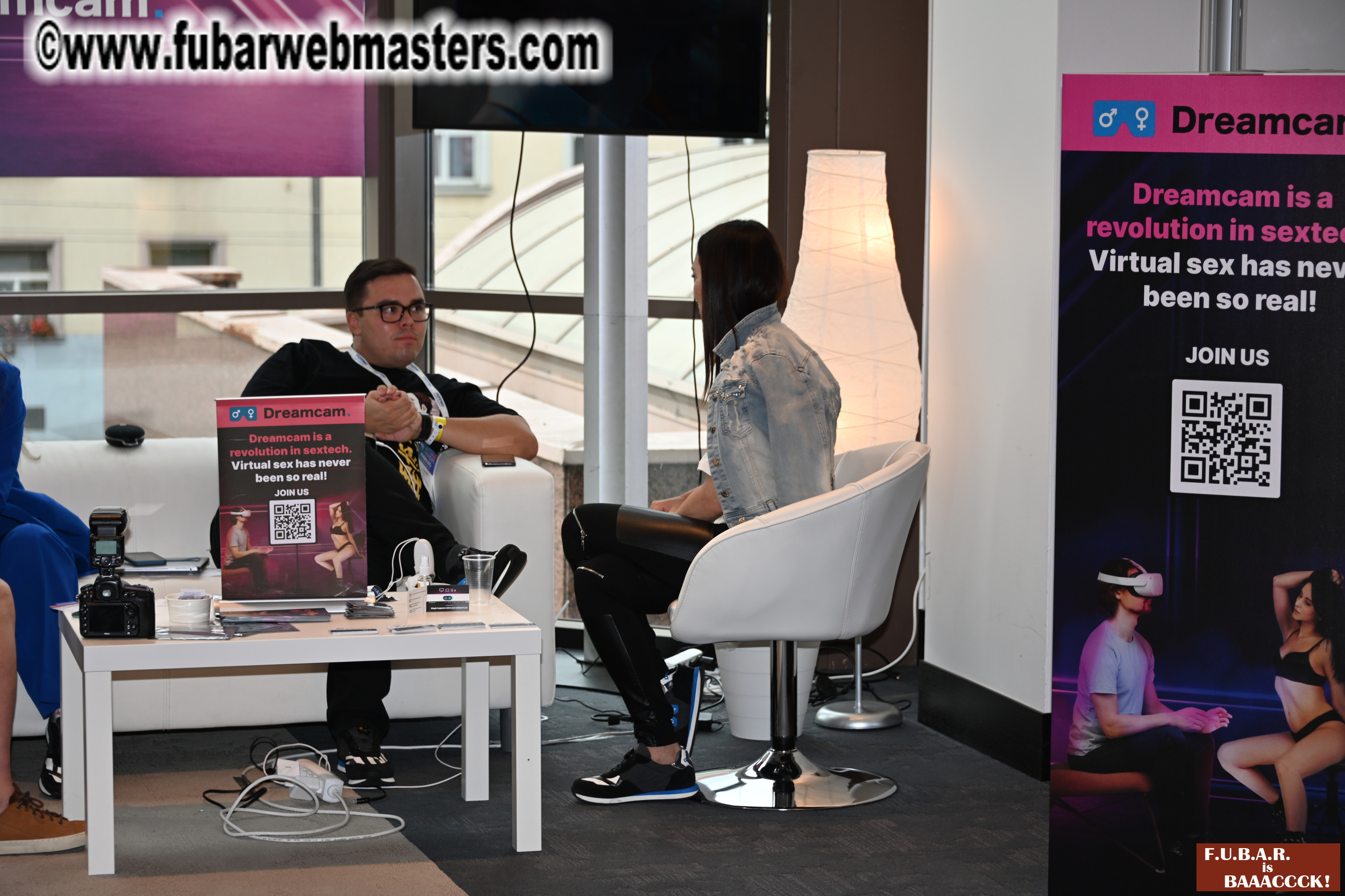 Show Floor & Seminars