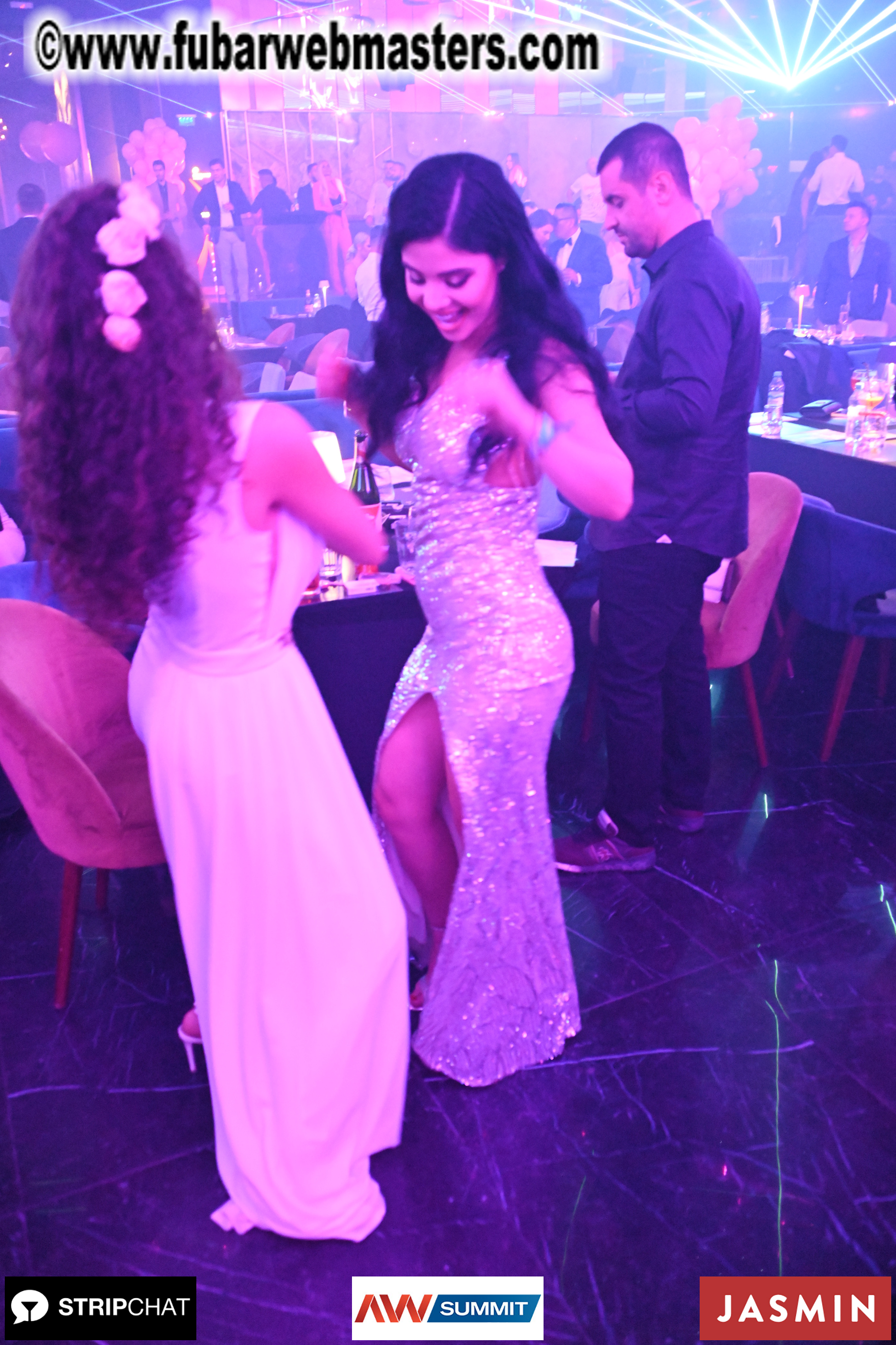 Pink Paradise by BongaCams