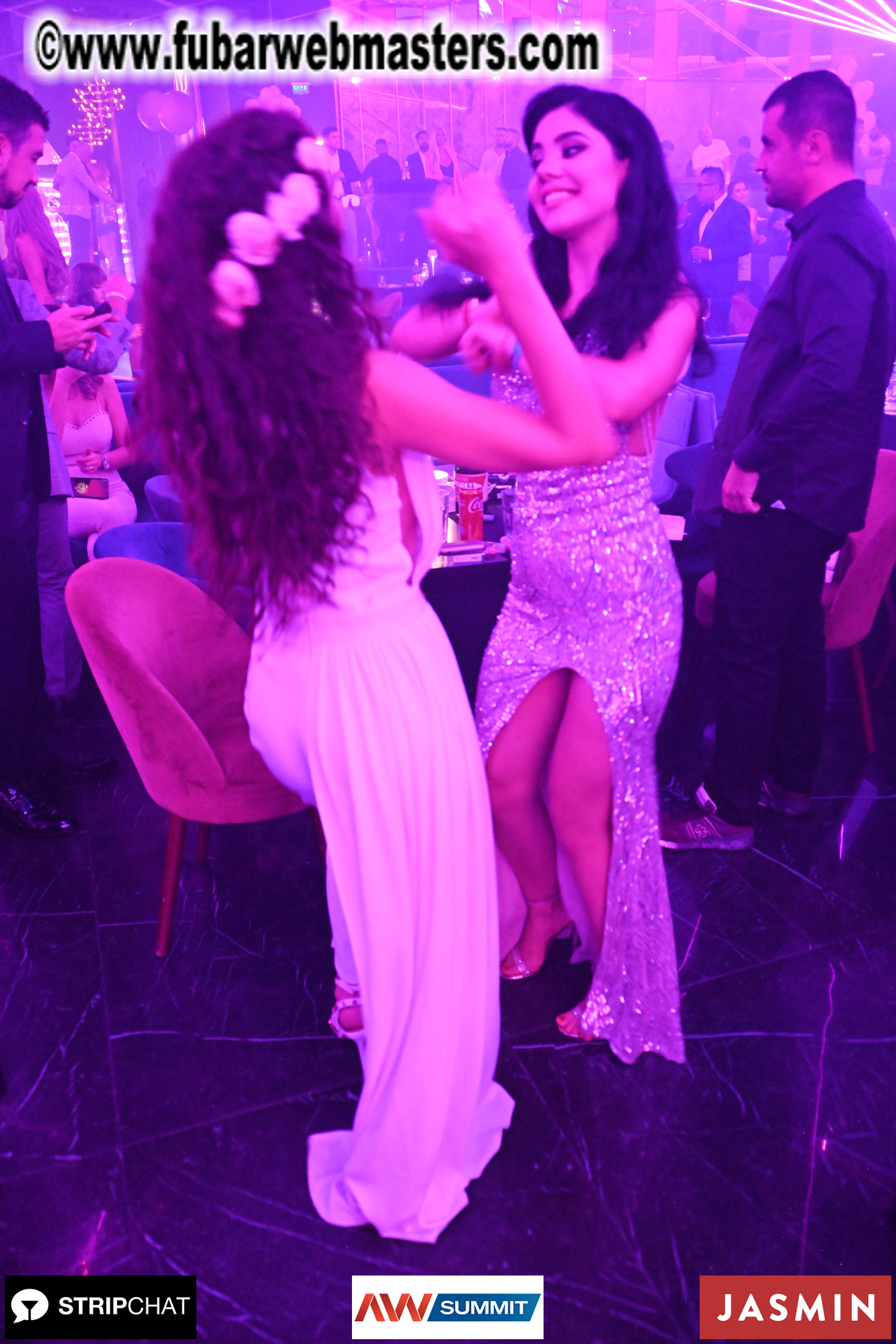 Pink Paradise by BongaCams