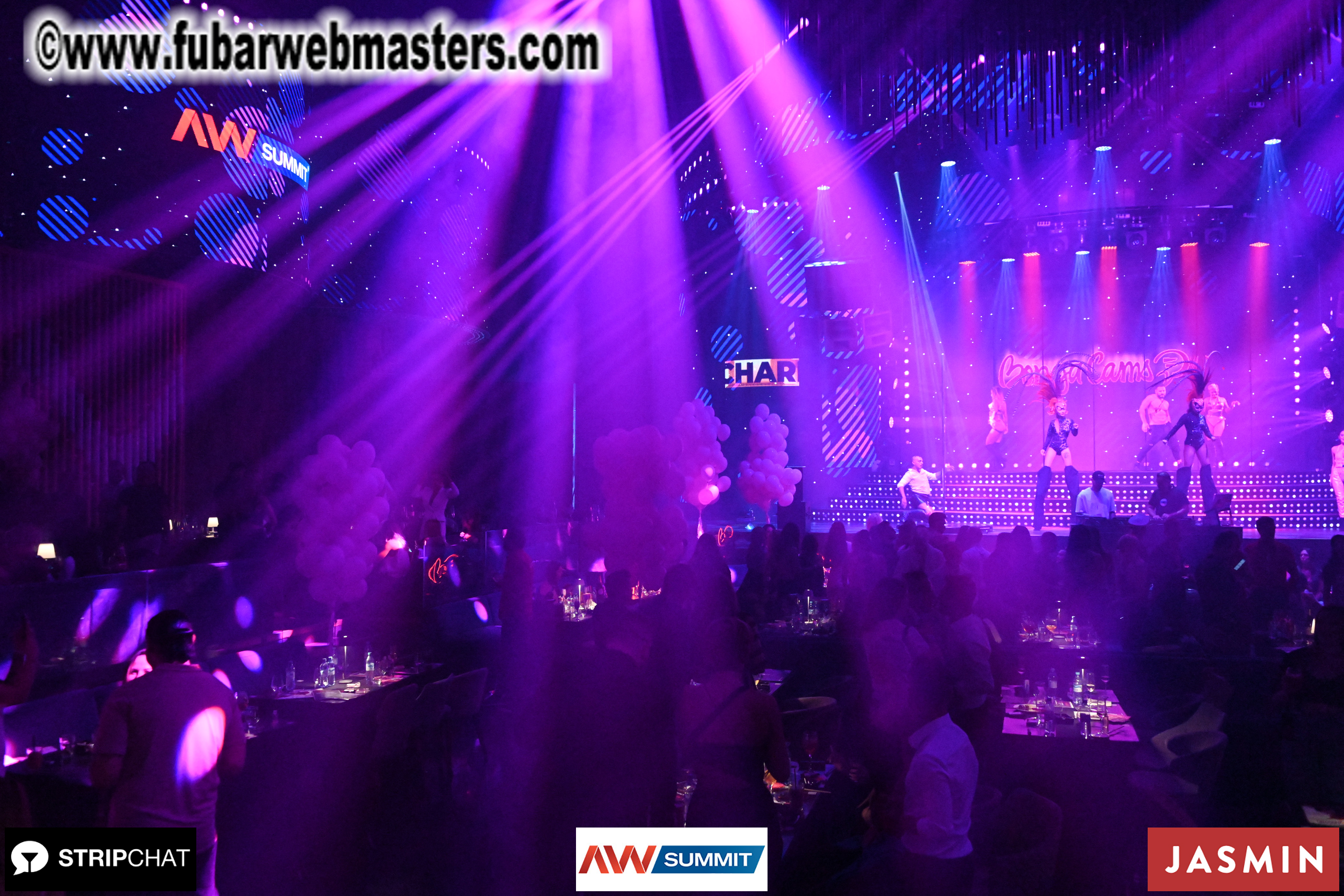 Pink Paradise by BongaCams