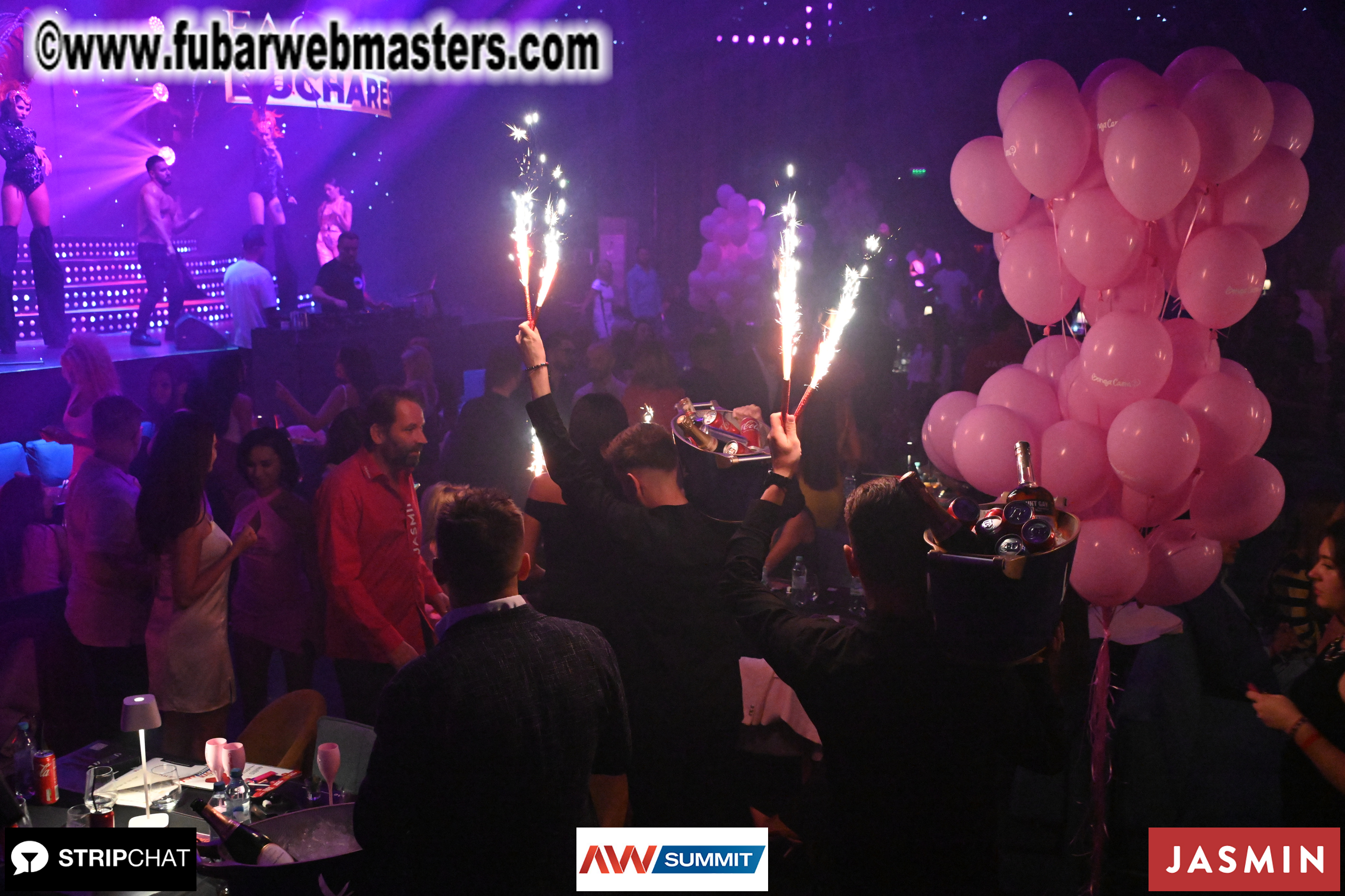 Pink Paradise by BongaCams