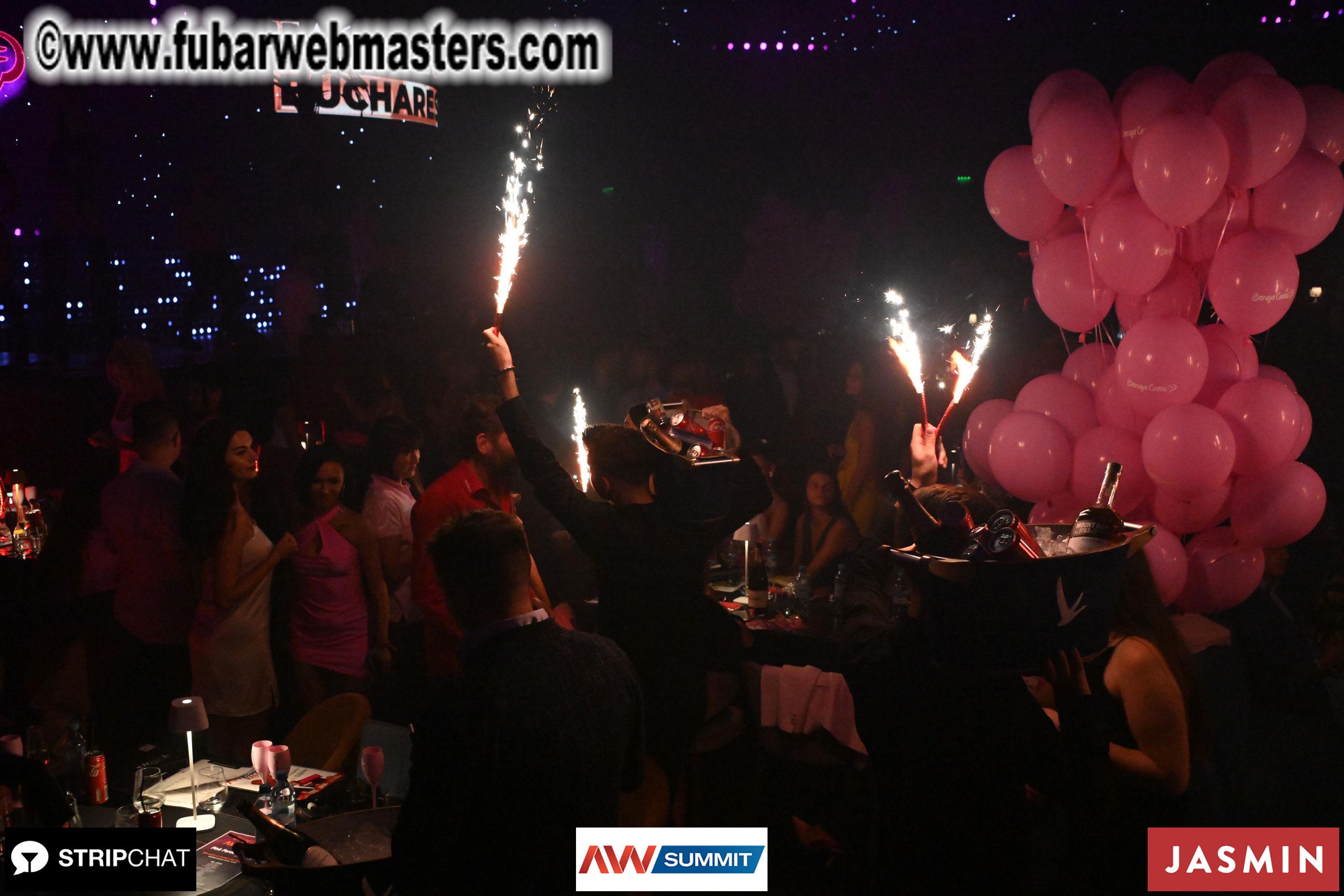 Pink Paradise by BongaCams