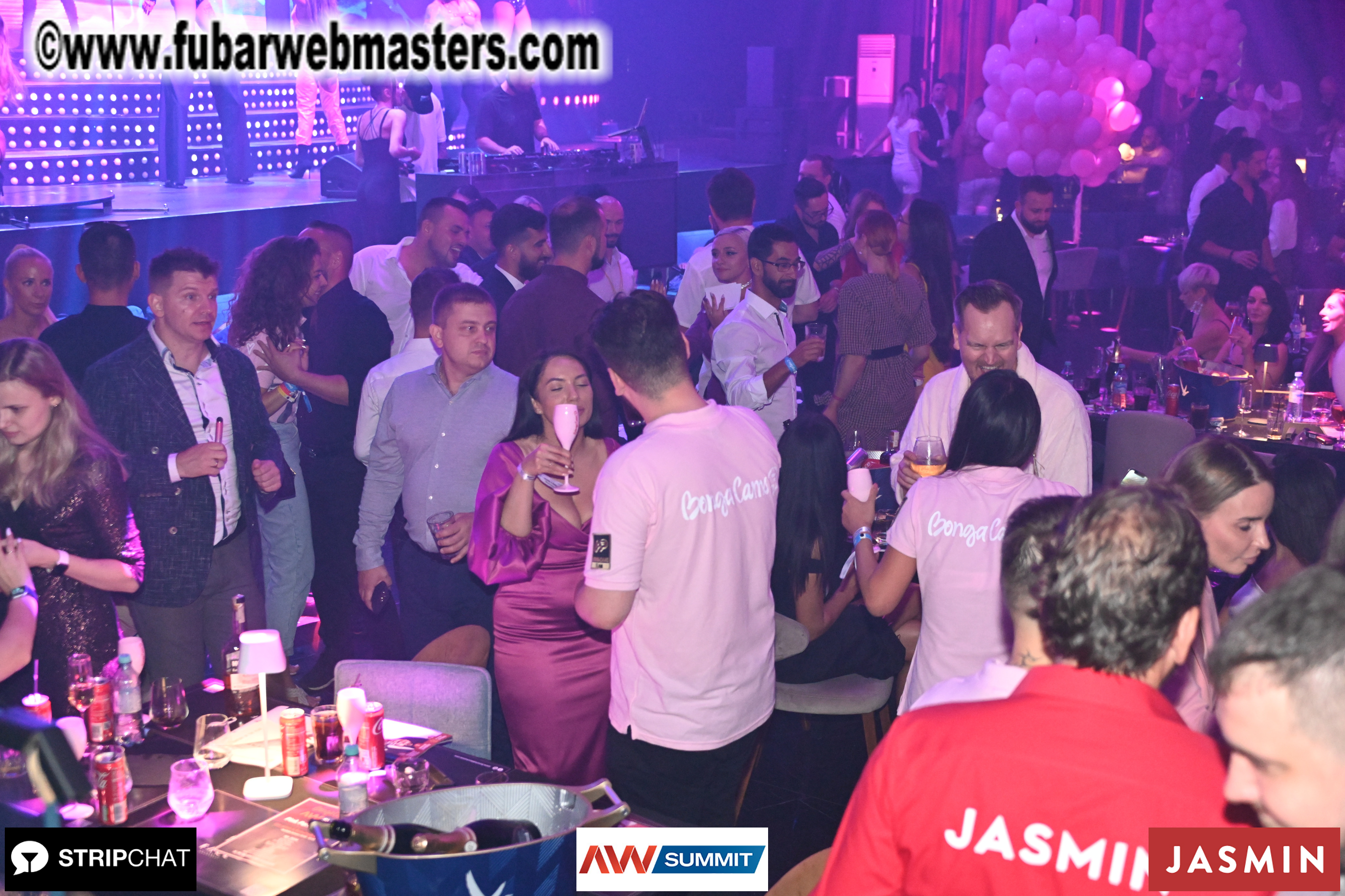 Pink Paradise by BongaCams