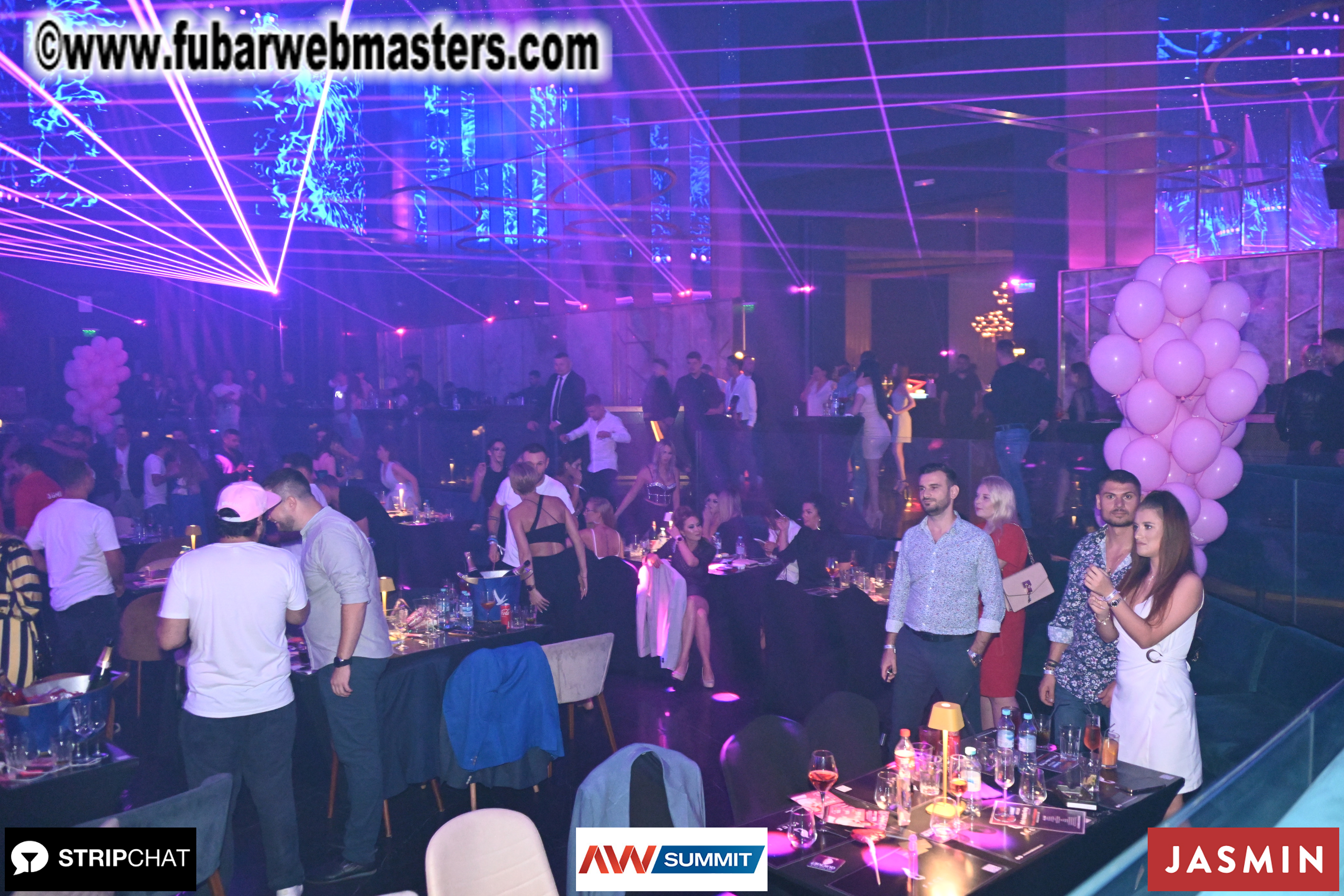 Pink Paradise by BongaCams