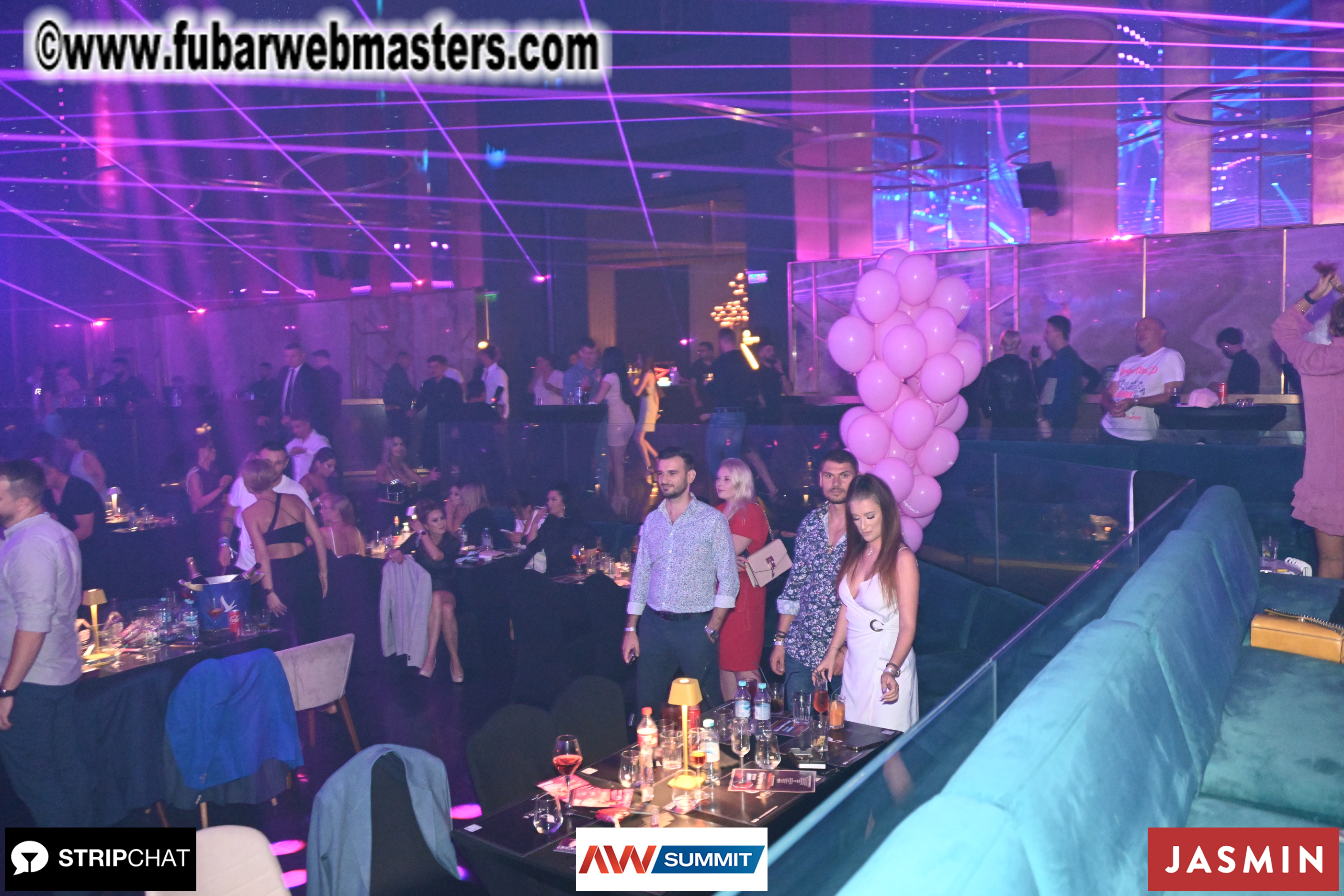 Pink Paradise by BongaCams