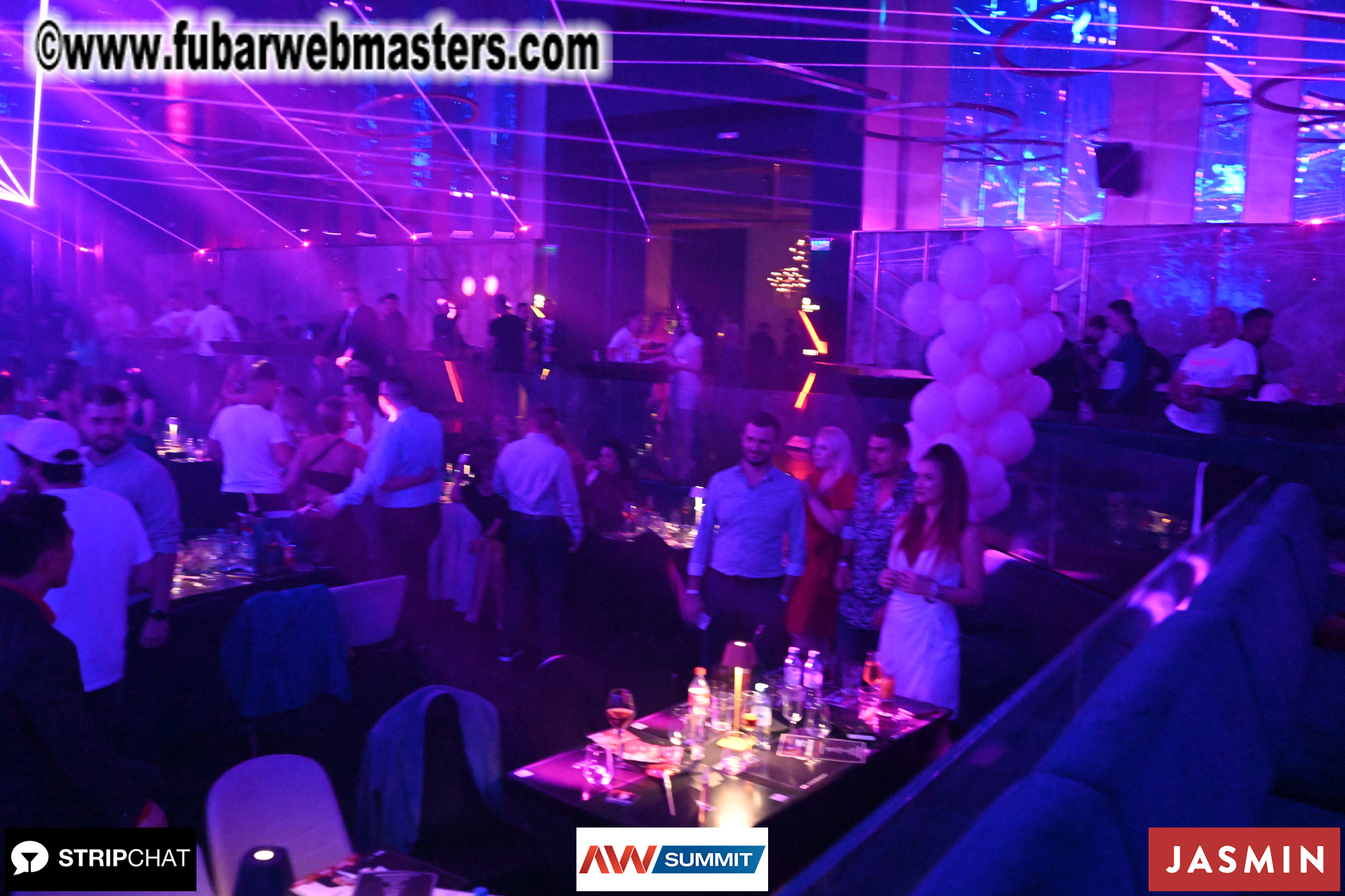 Pink Paradise by BongaCams