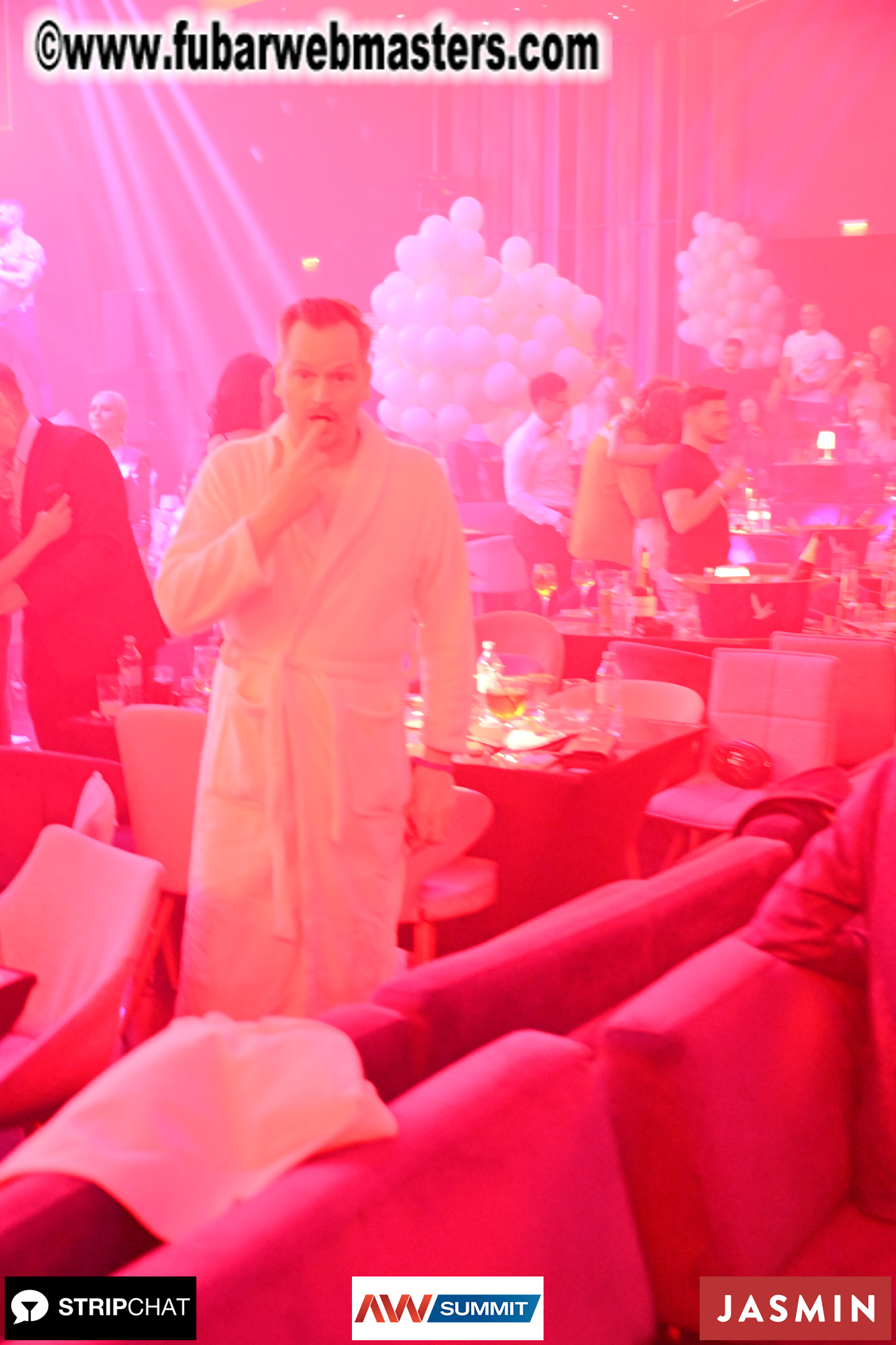 Pink Paradise by BongaCams