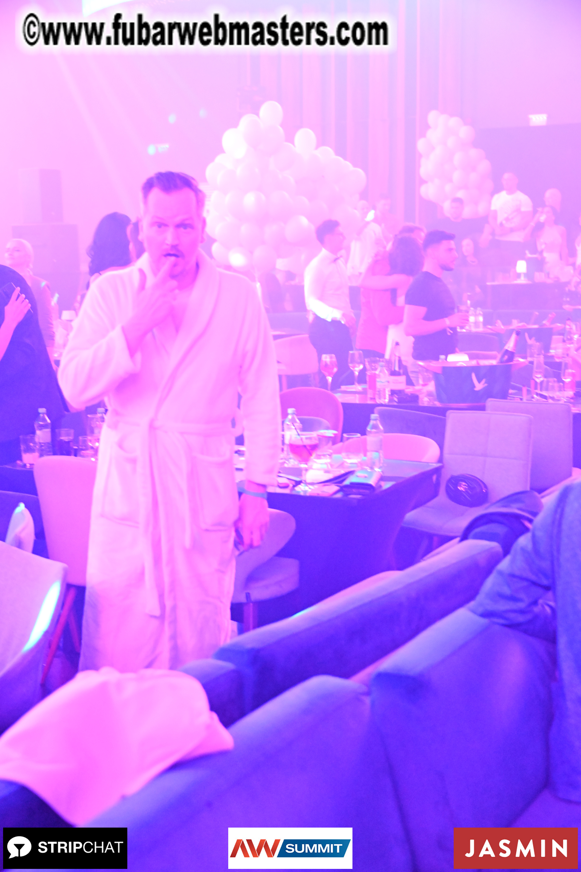 Pink Paradise by BongaCams