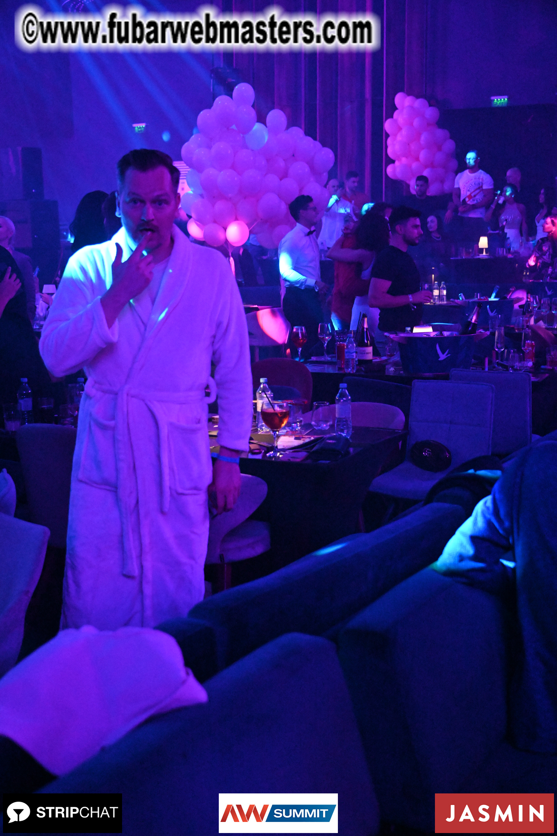 Pink Paradise by BongaCams