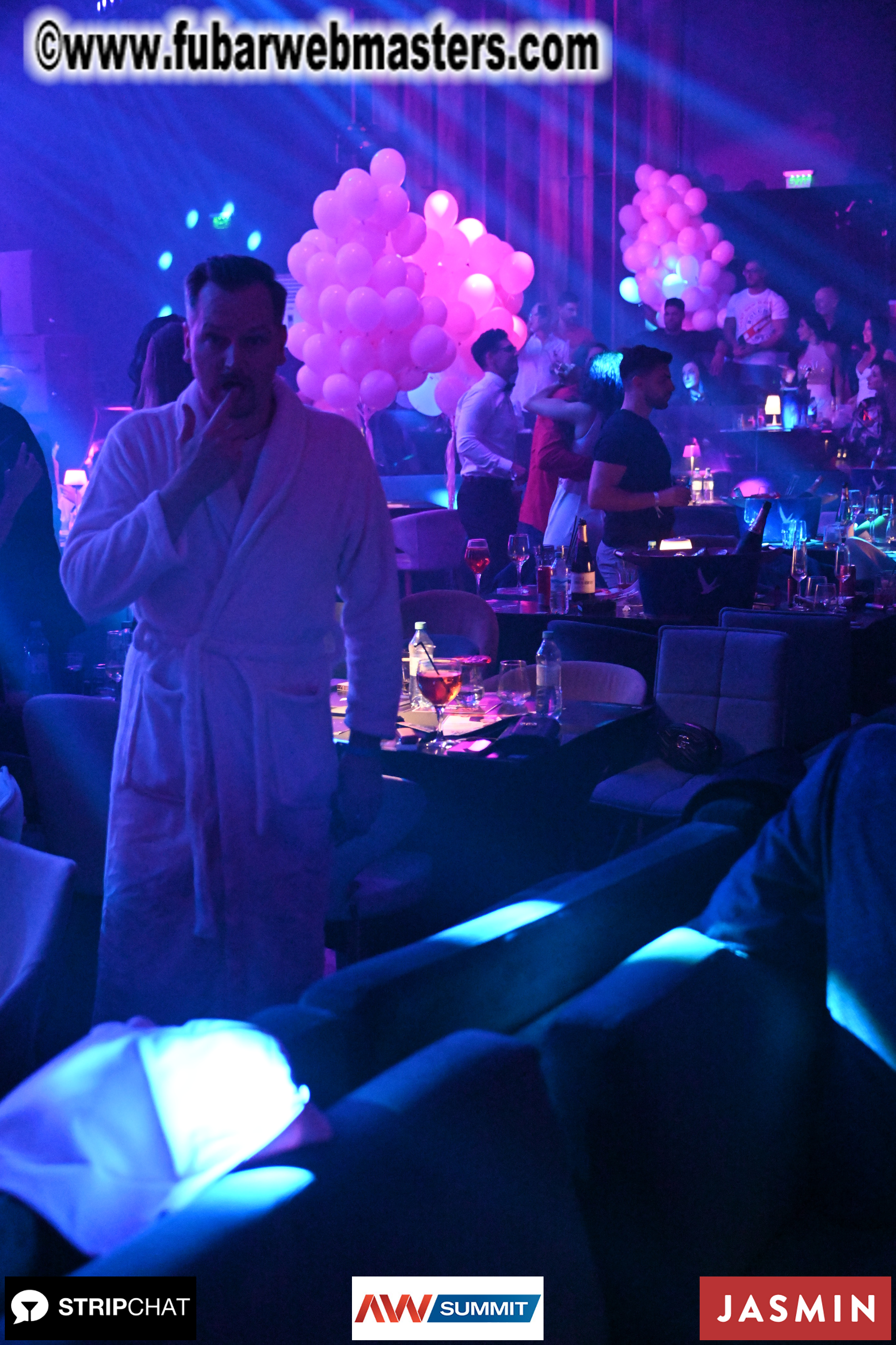 Pink Paradise by BongaCams