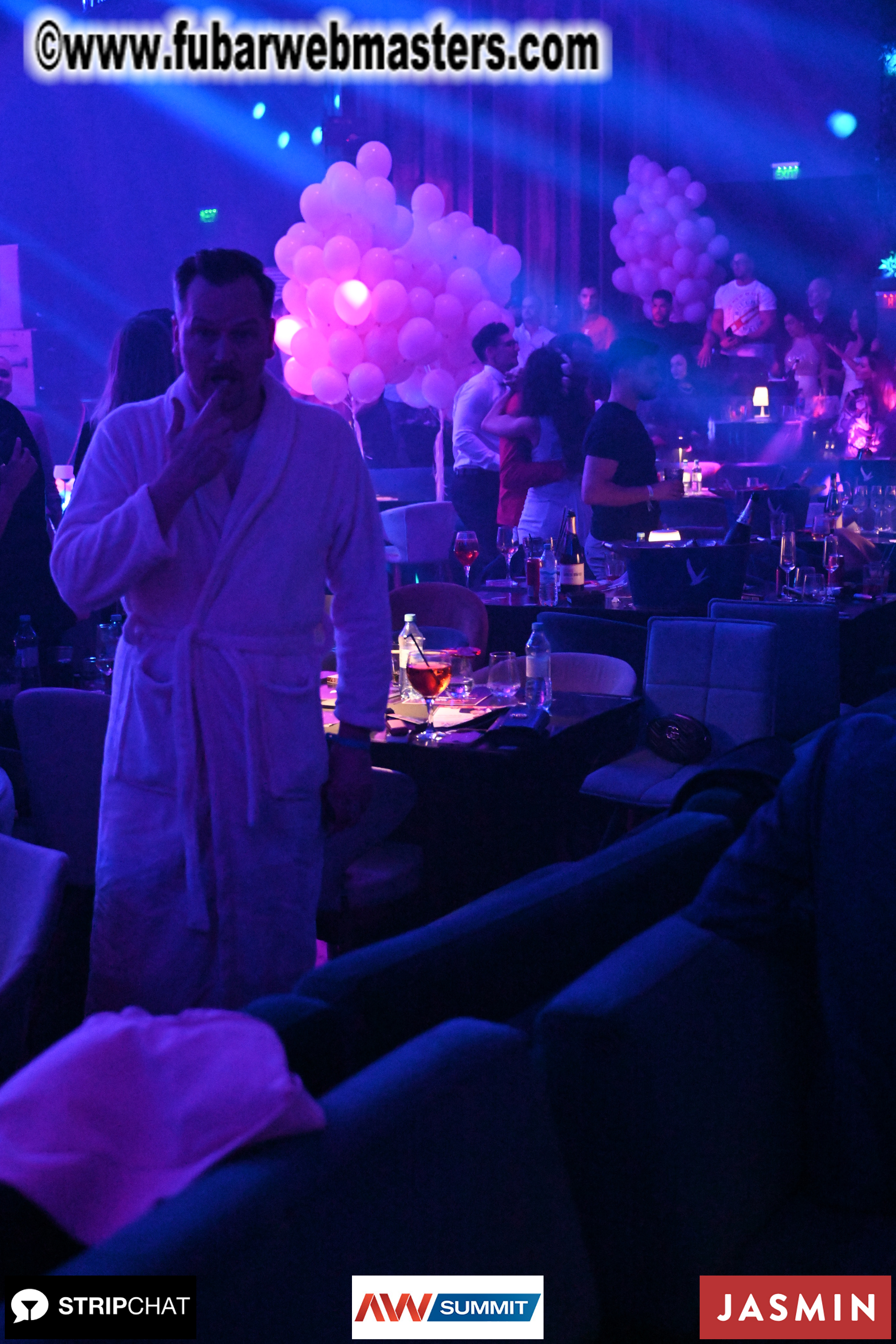 Pink Paradise by BongaCams