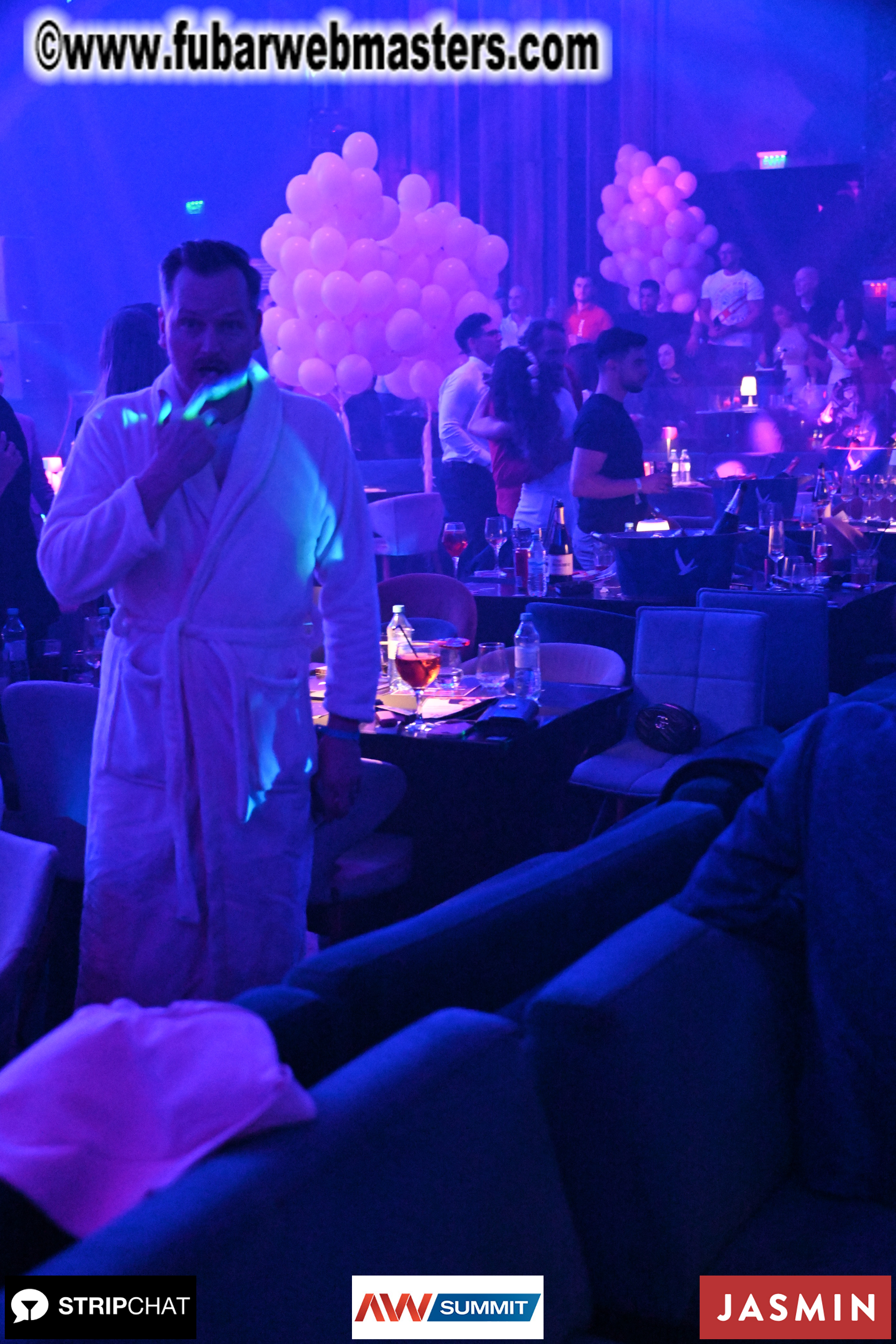 Pink Paradise by BongaCams