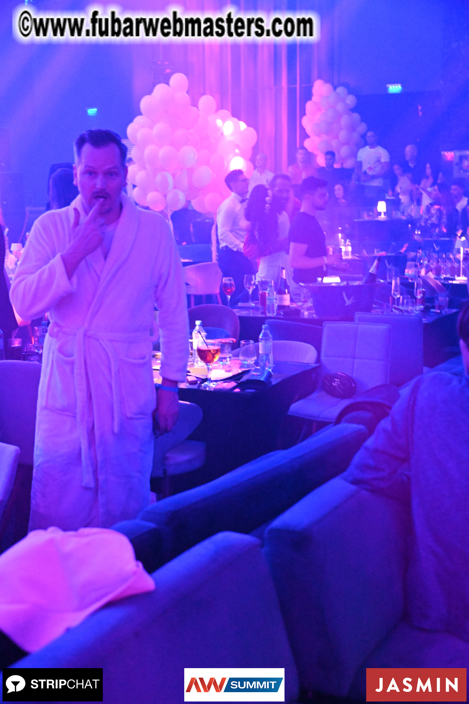 Pink Paradise by BongaCams