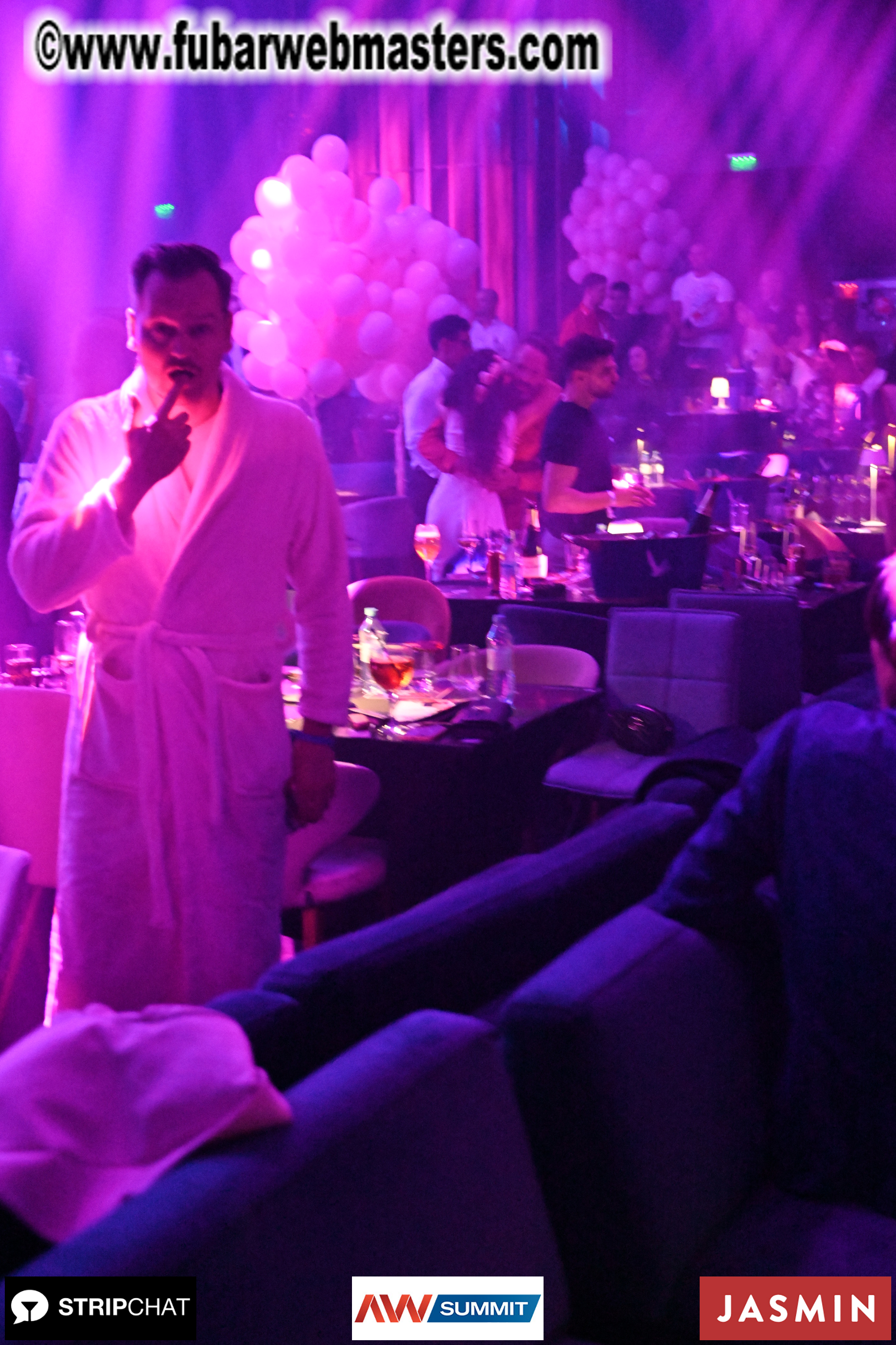 Pink Paradise by BongaCams