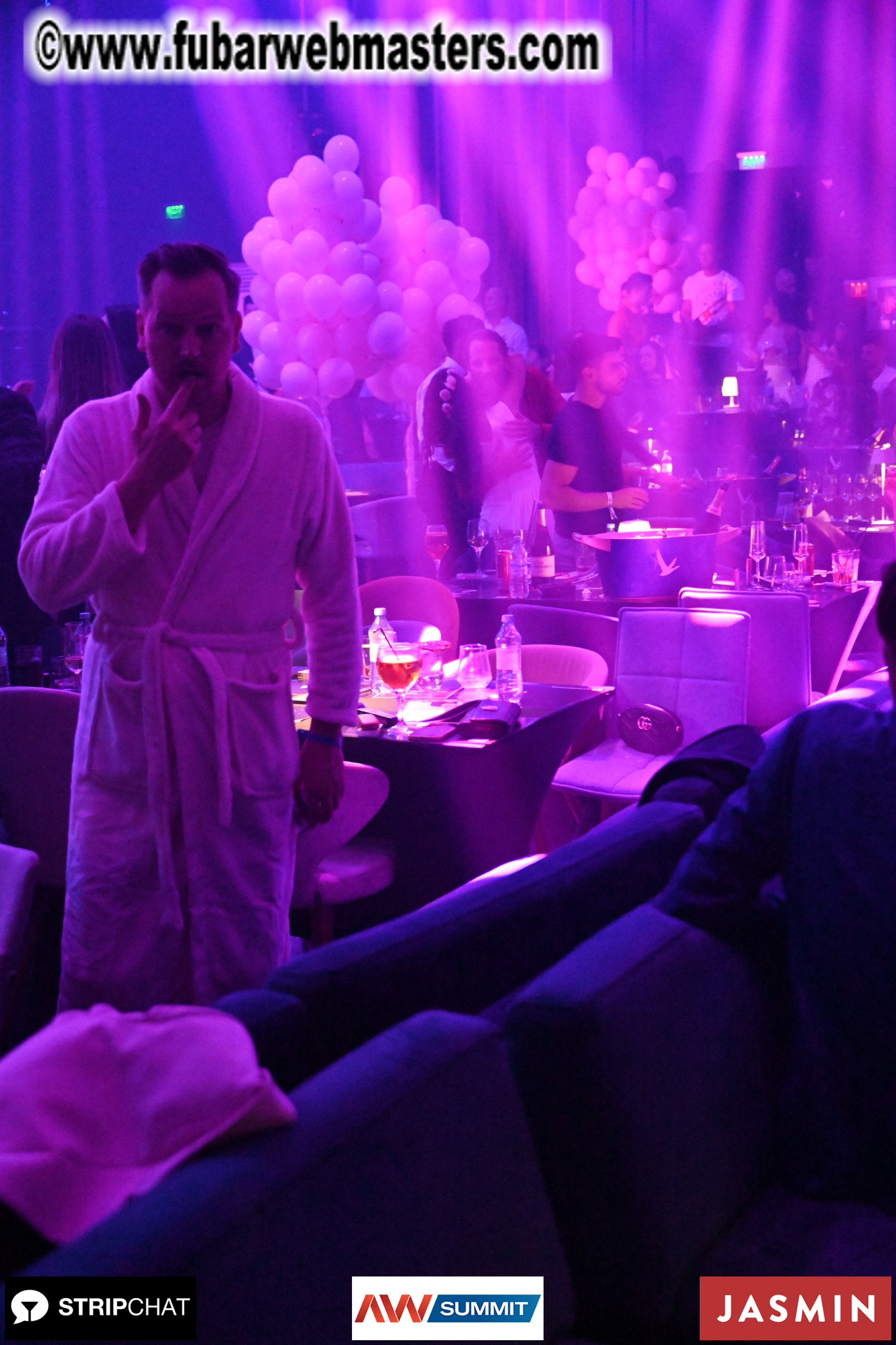 Pink Paradise by BongaCams