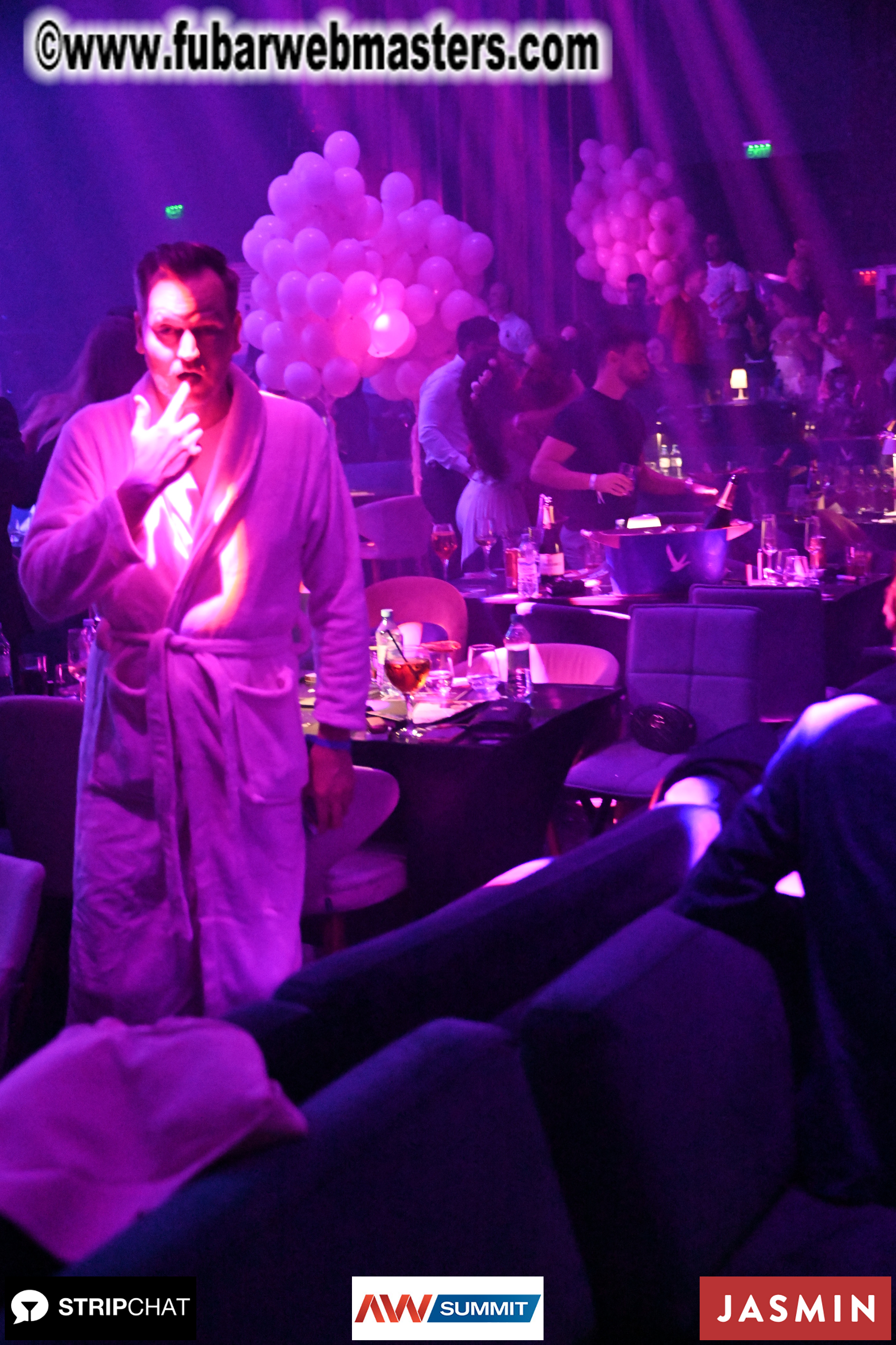 Pink Paradise by BongaCams