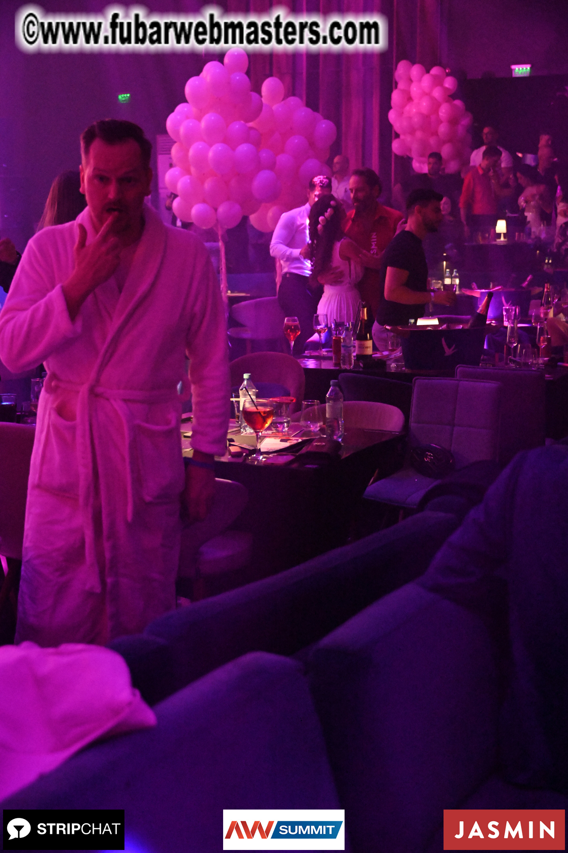 Pink Paradise by BongaCams