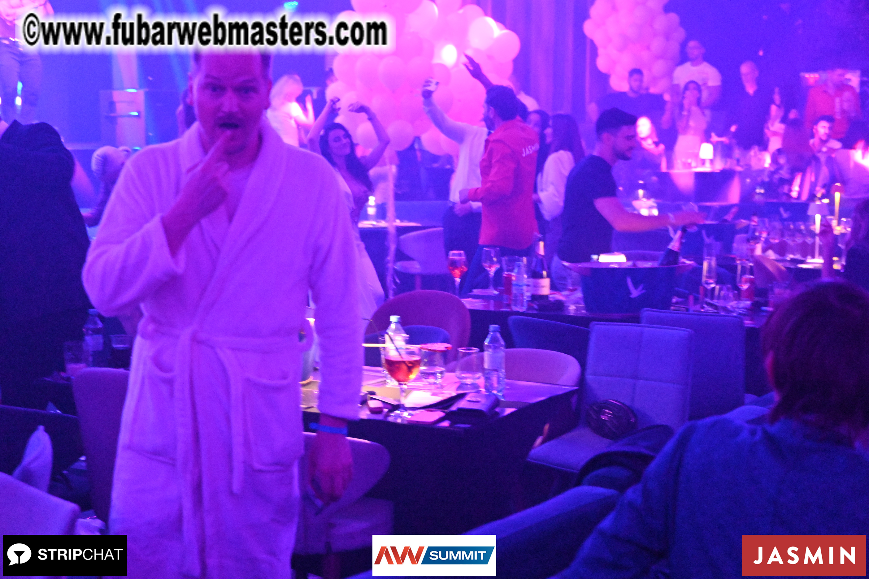 Pink Paradise by BongaCams