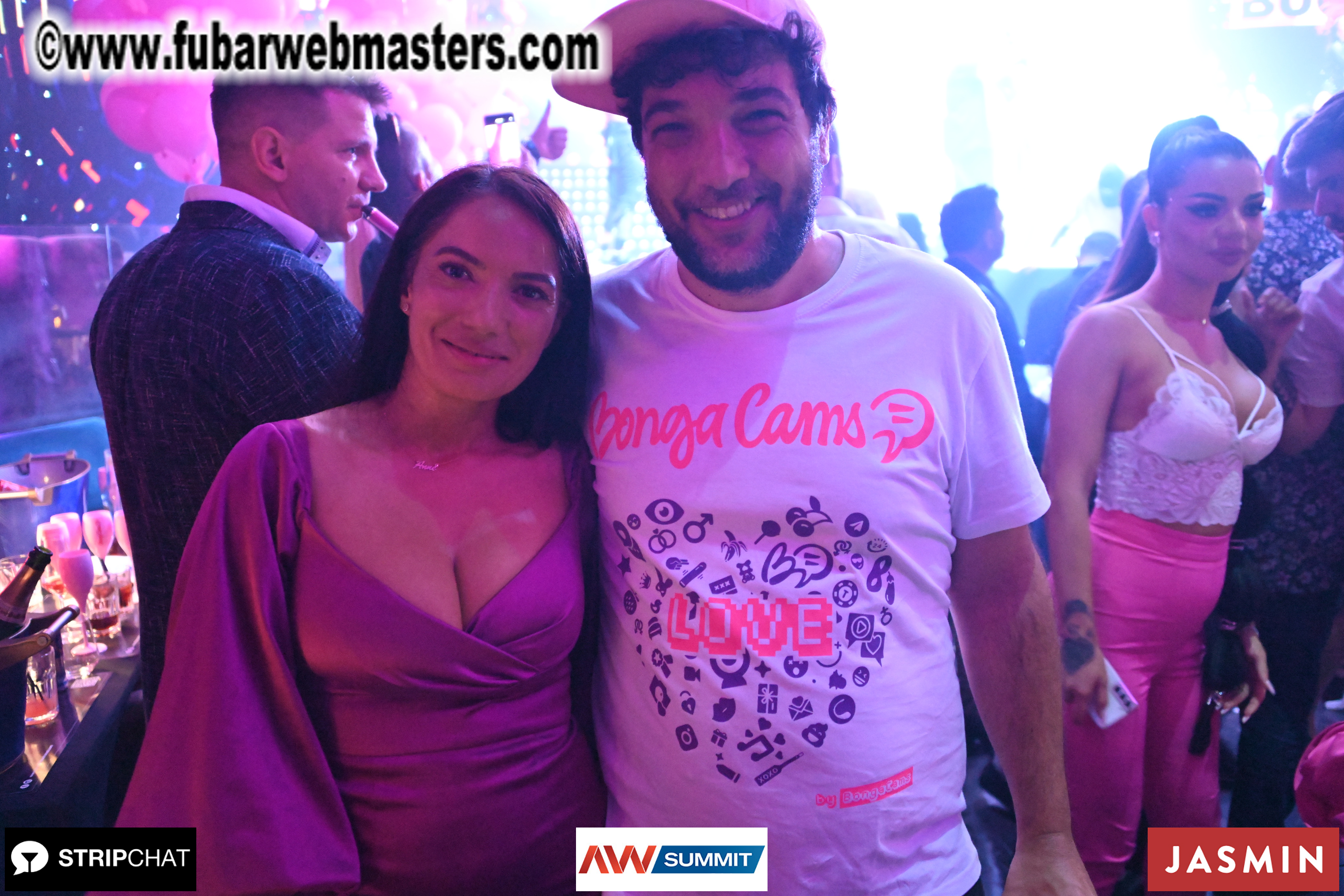 Pink Paradise by BongaCams